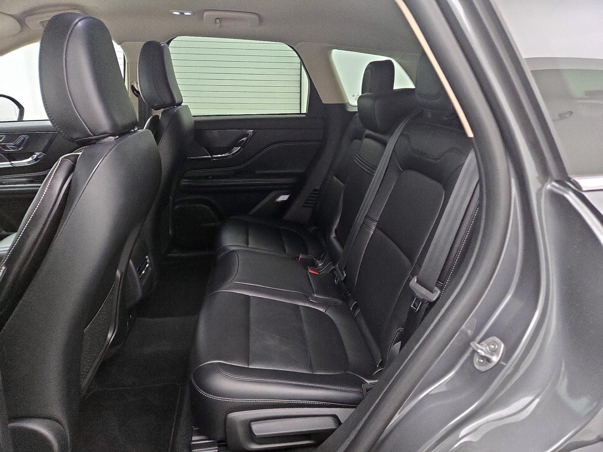 Thumbnail: 2023 Lincoln Corsair - 20