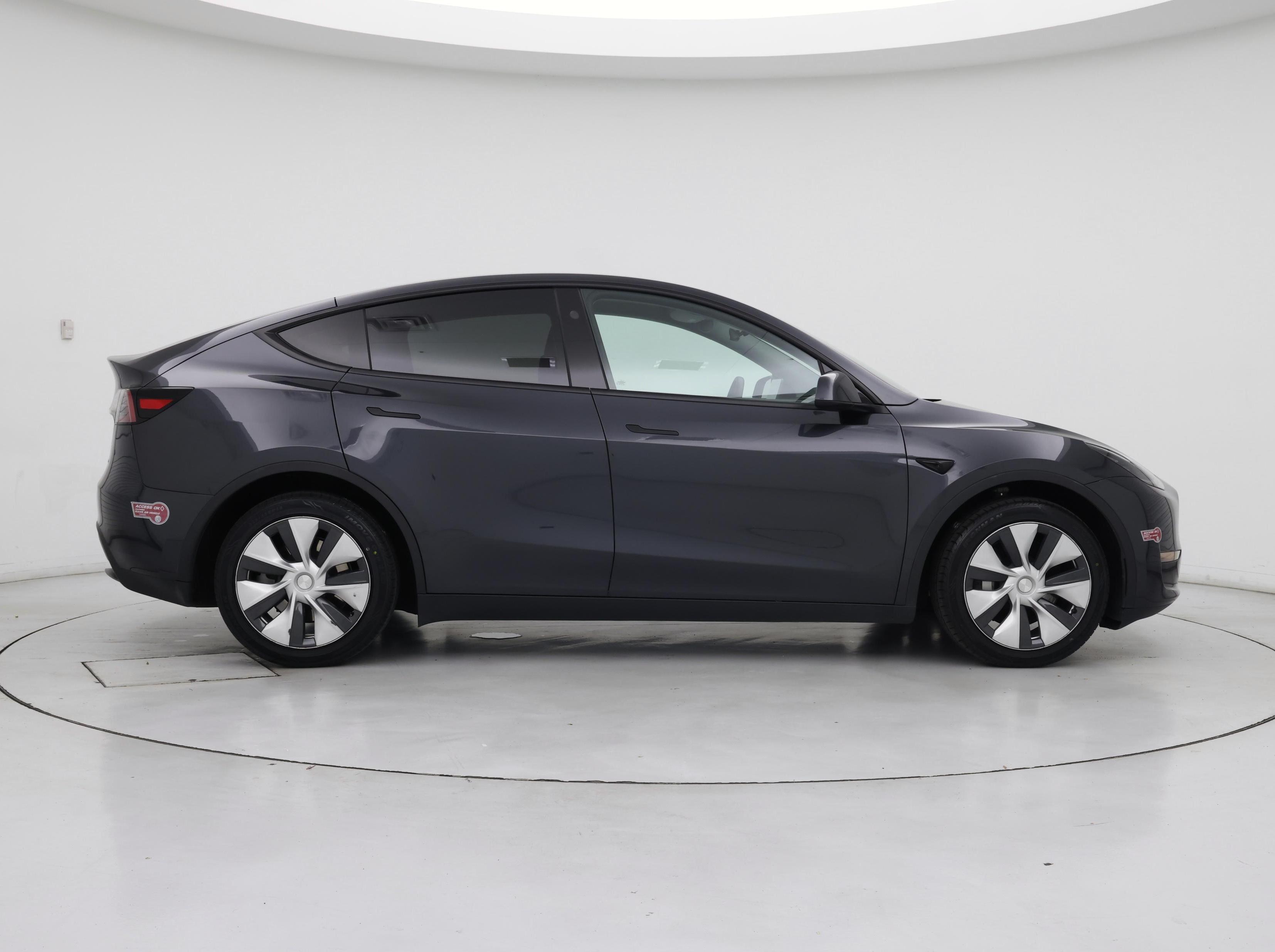 Thumbnail: 2024 Tesla Model Y - 7