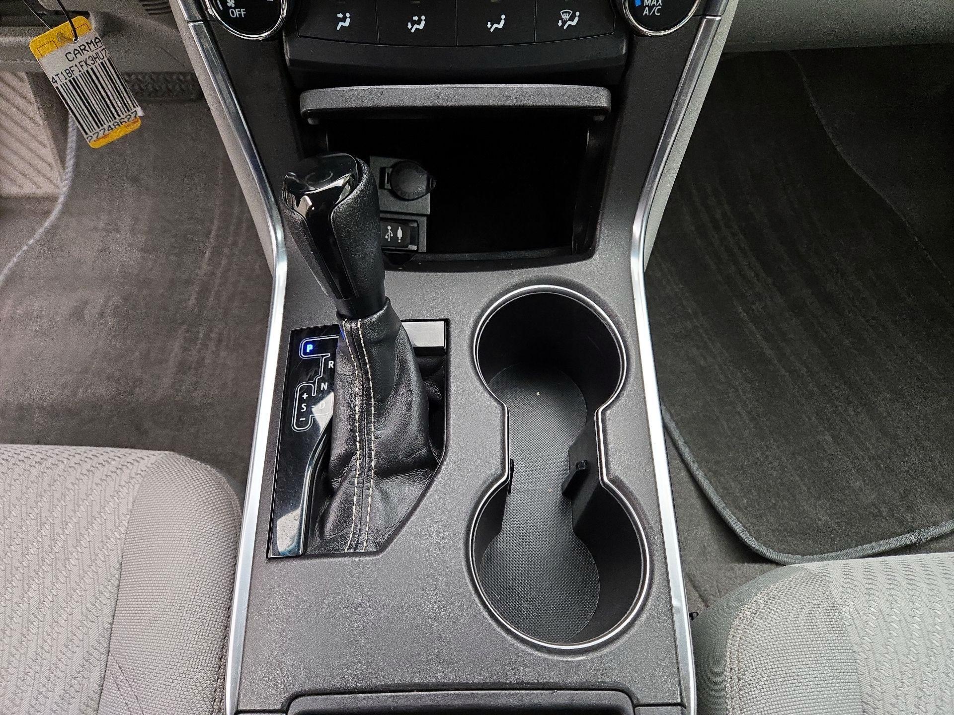 Thumbnail: 2017 Toyota Camry - 17