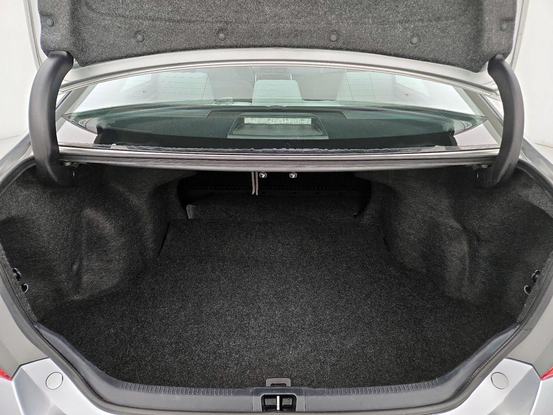 Thumbnail: 2017 Toyota Camry - 20