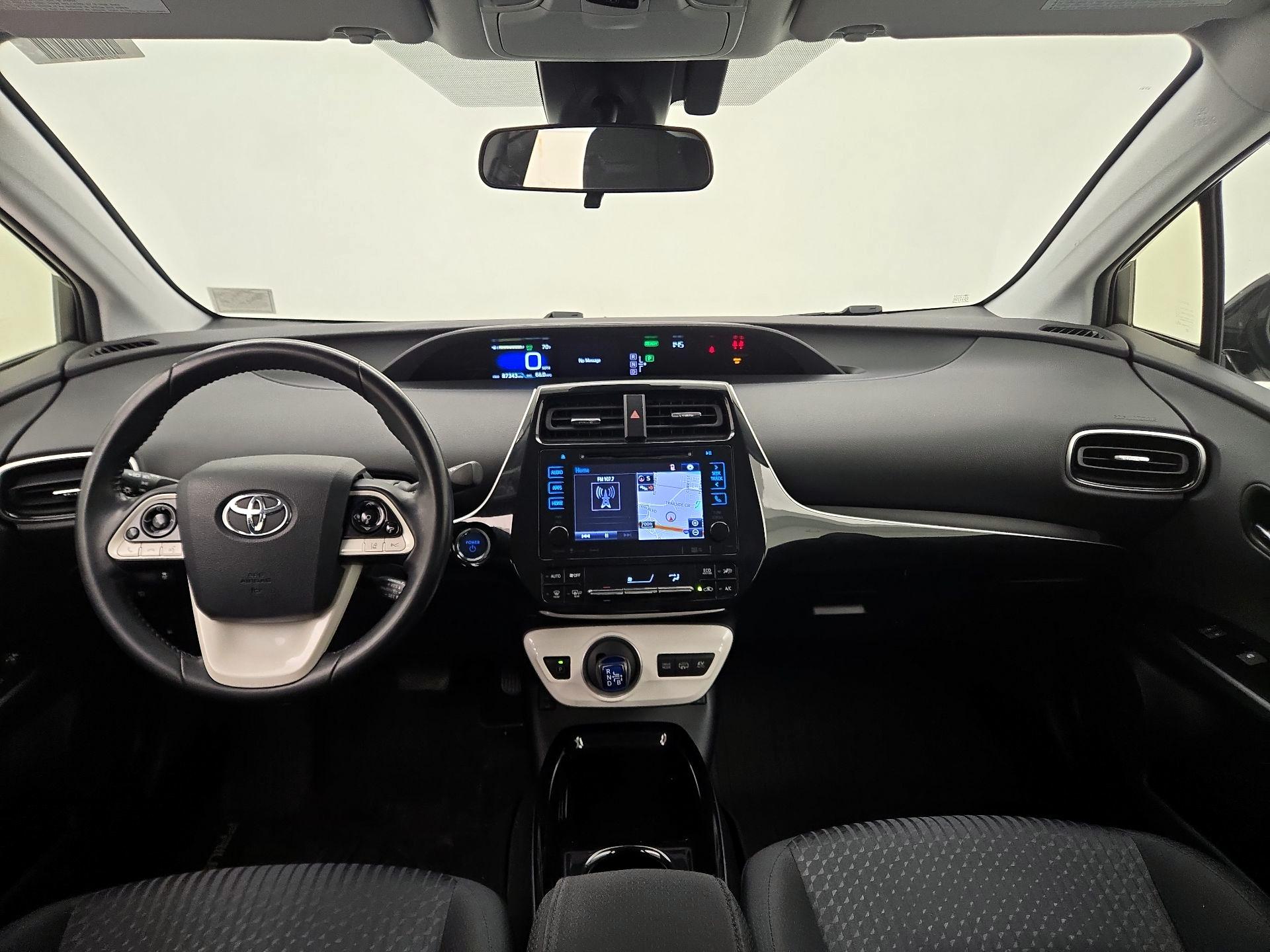 Thumbnail: 2018 Toyota Prius Prime - 9