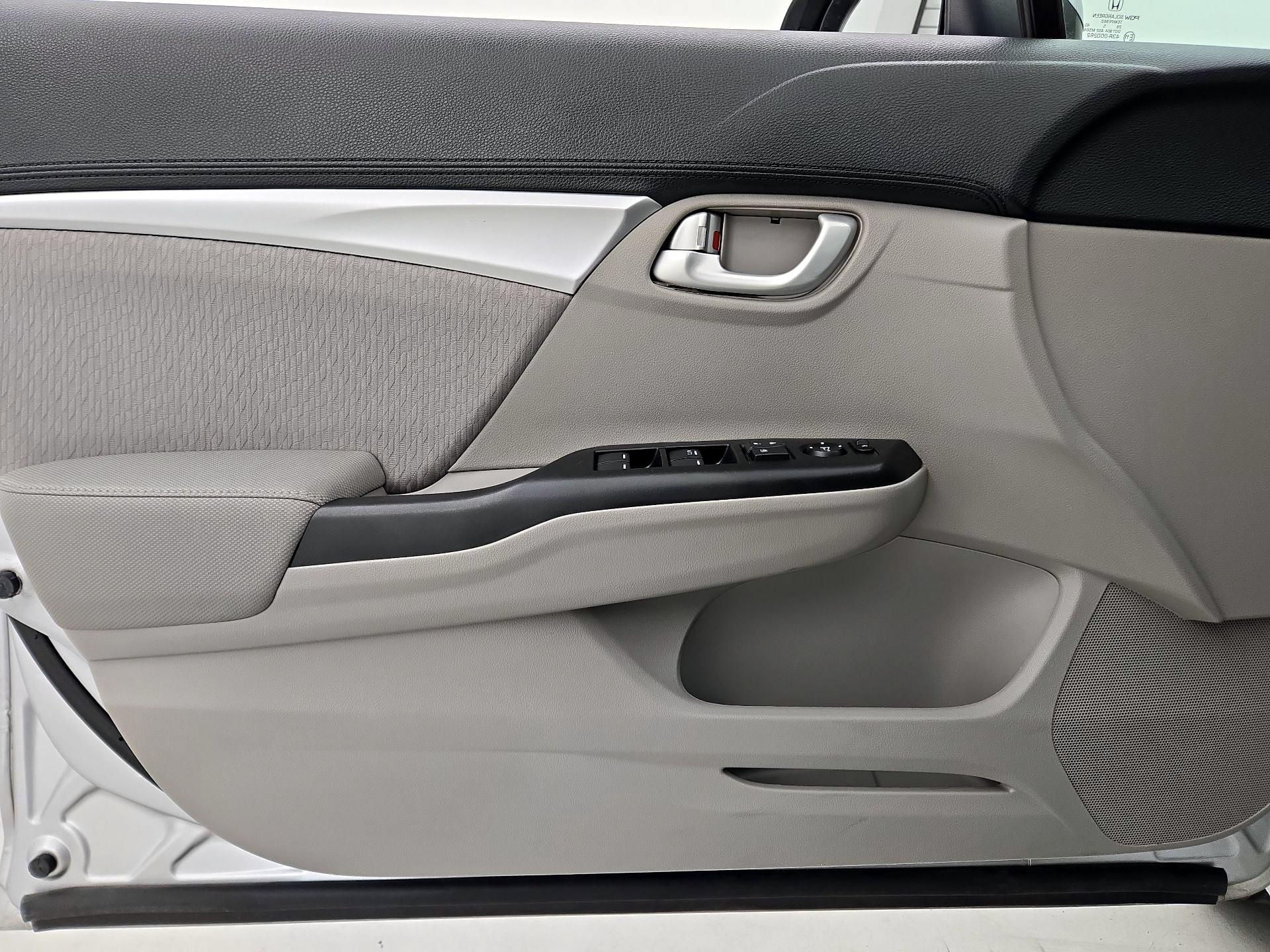 Thumbnail: 2015 Honda Civic - 12