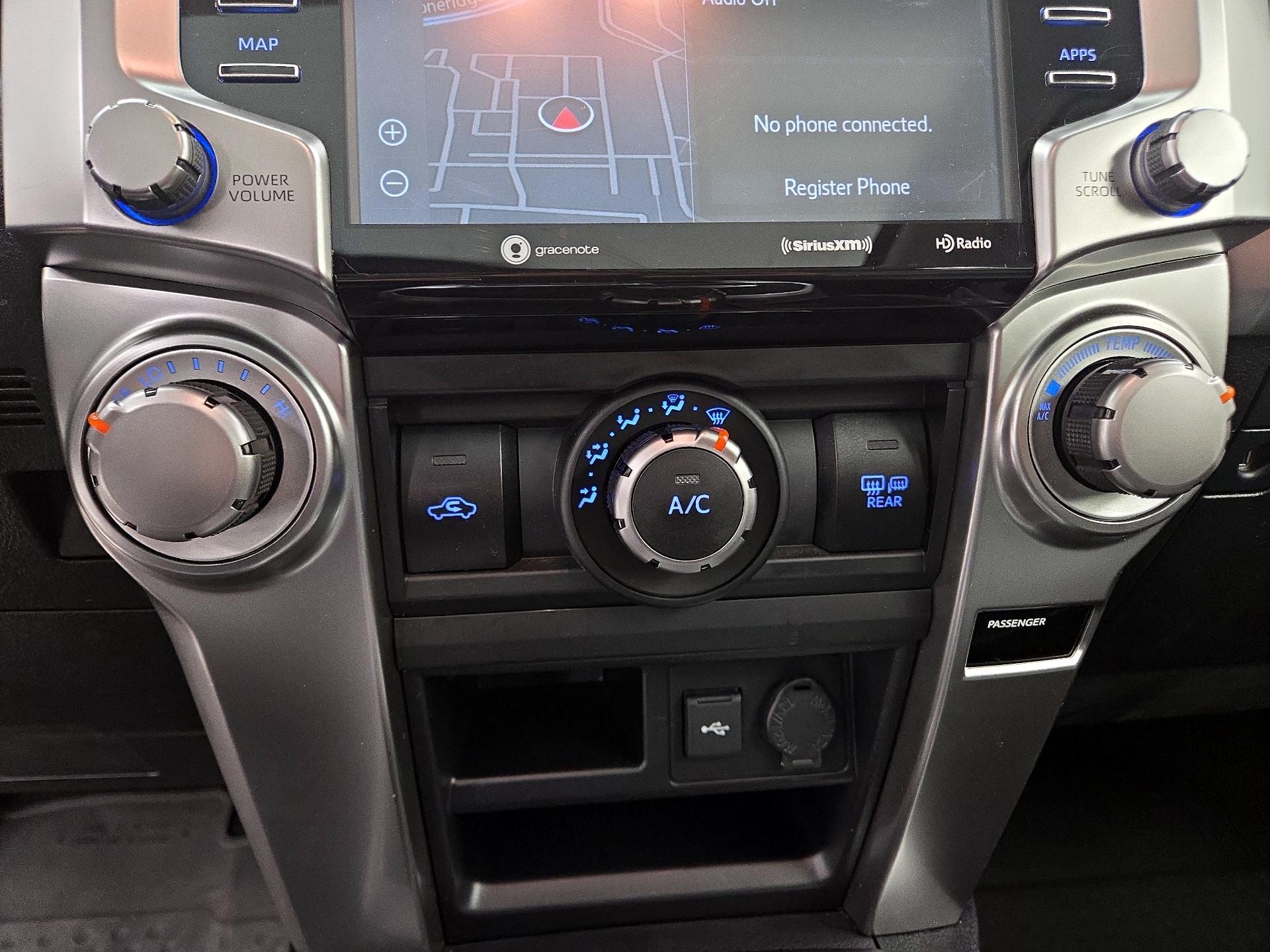 Thumbnail: 2021 Toyota 4Runner - 17