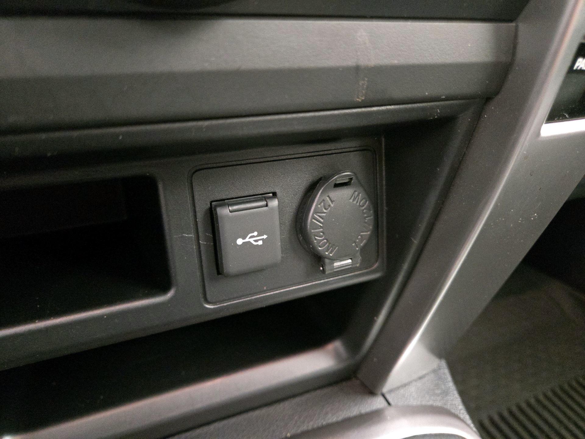 Thumbnail: 2021 Toyota 4Runner - 19