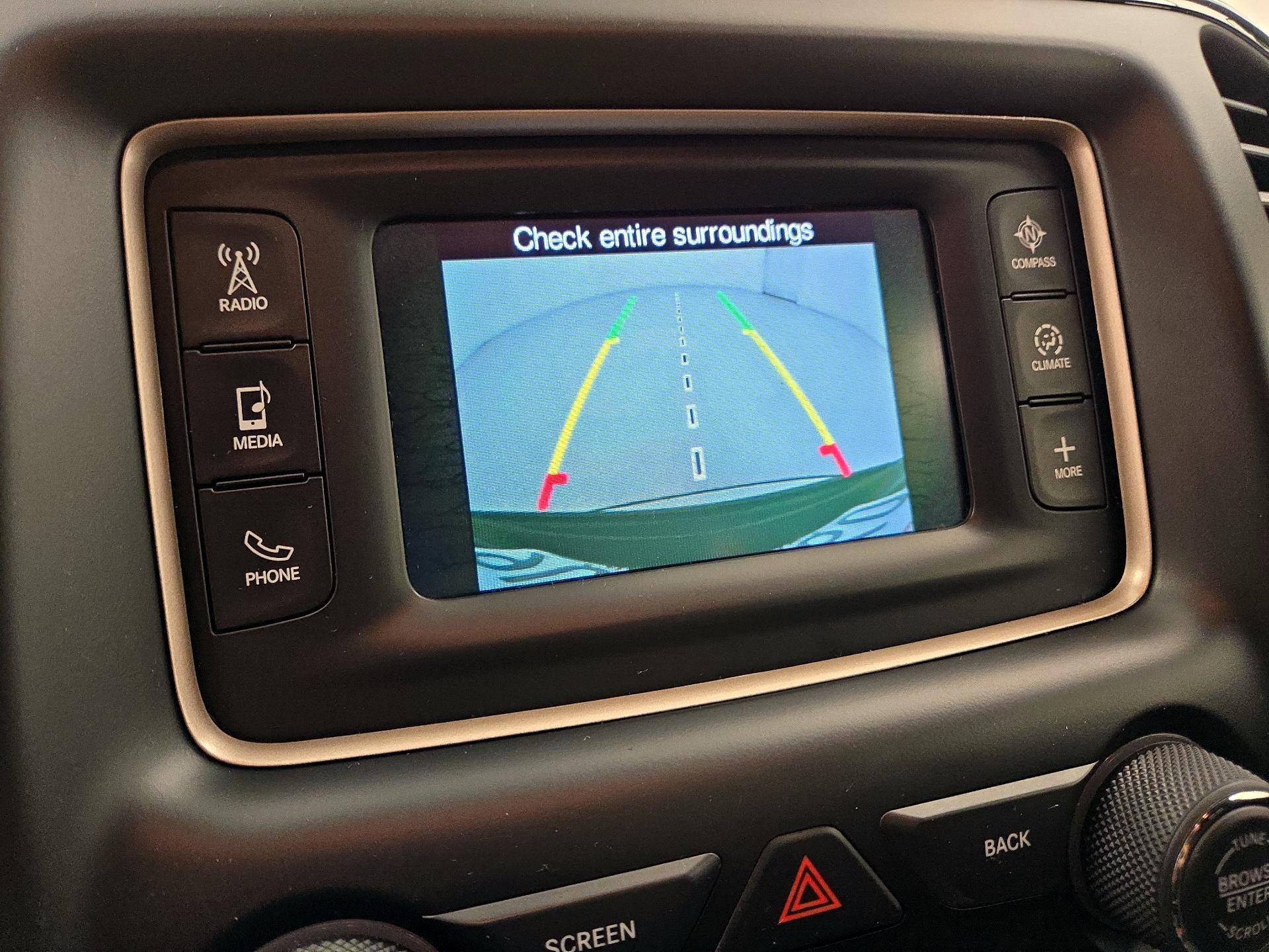 Thumbnail: 2017 Jeep Grand Cherokee - 14