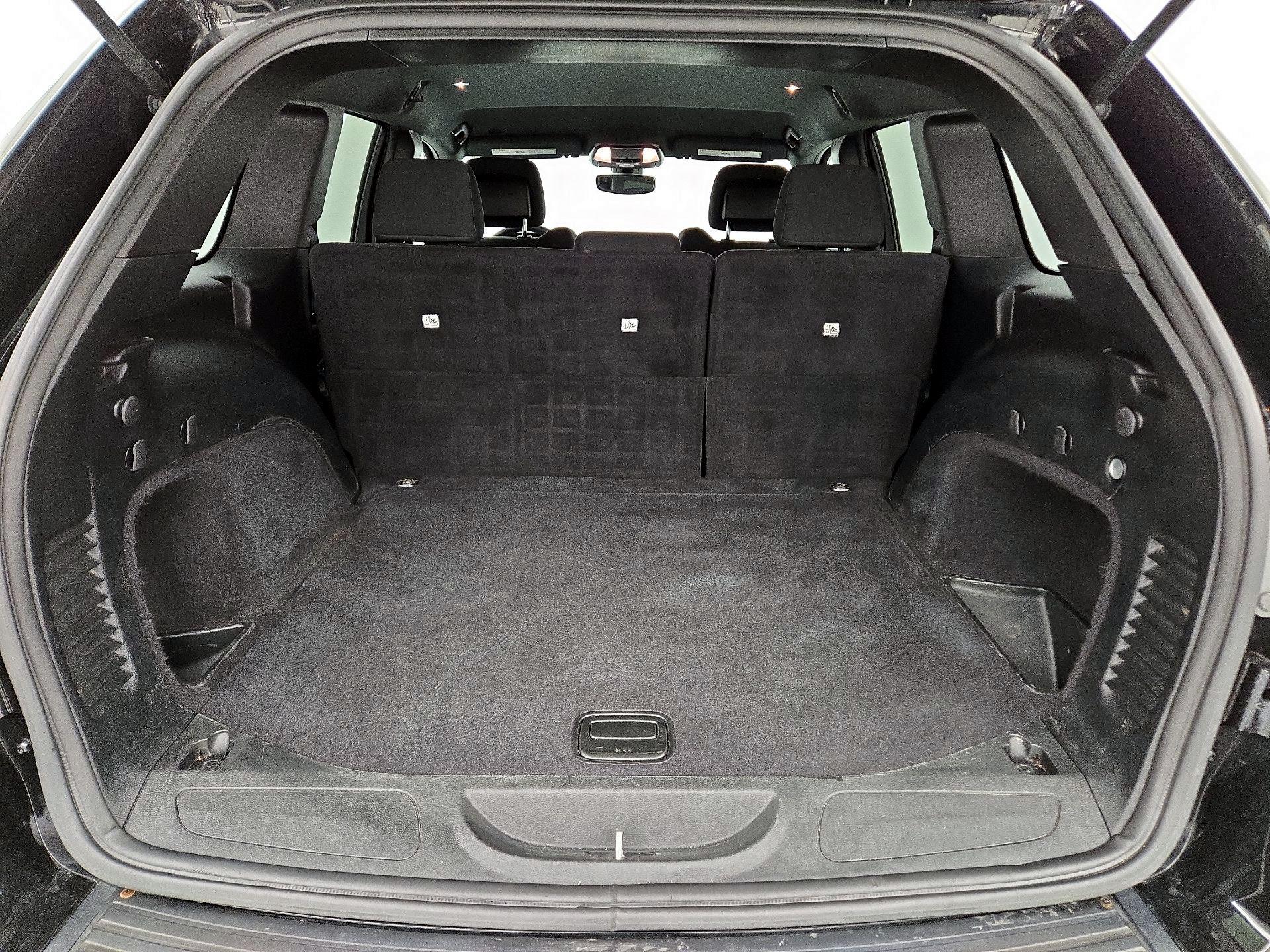 Thumbnail: 2017 Jeep Grand Cherokee - 20