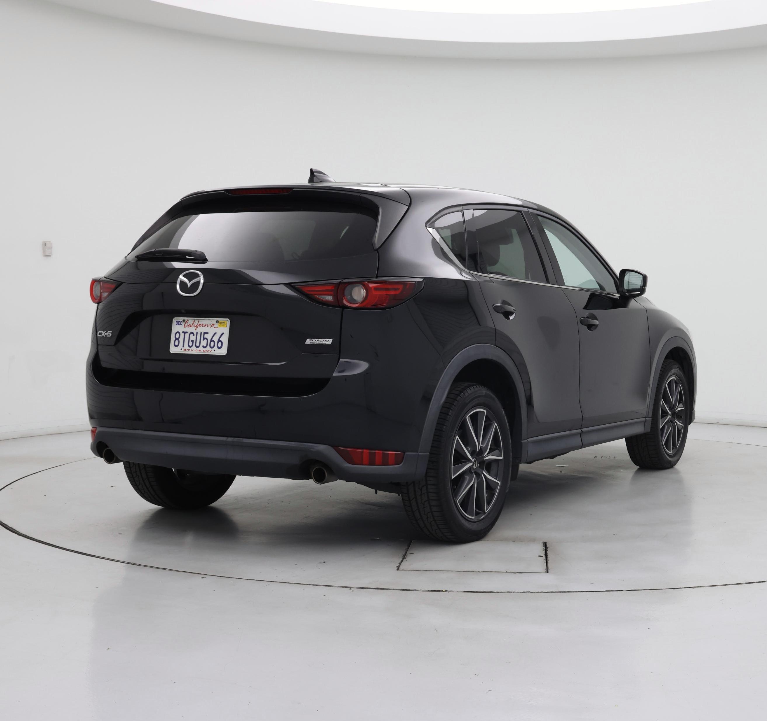 Thumbnail: 2017 Mazda CX-5 - 8