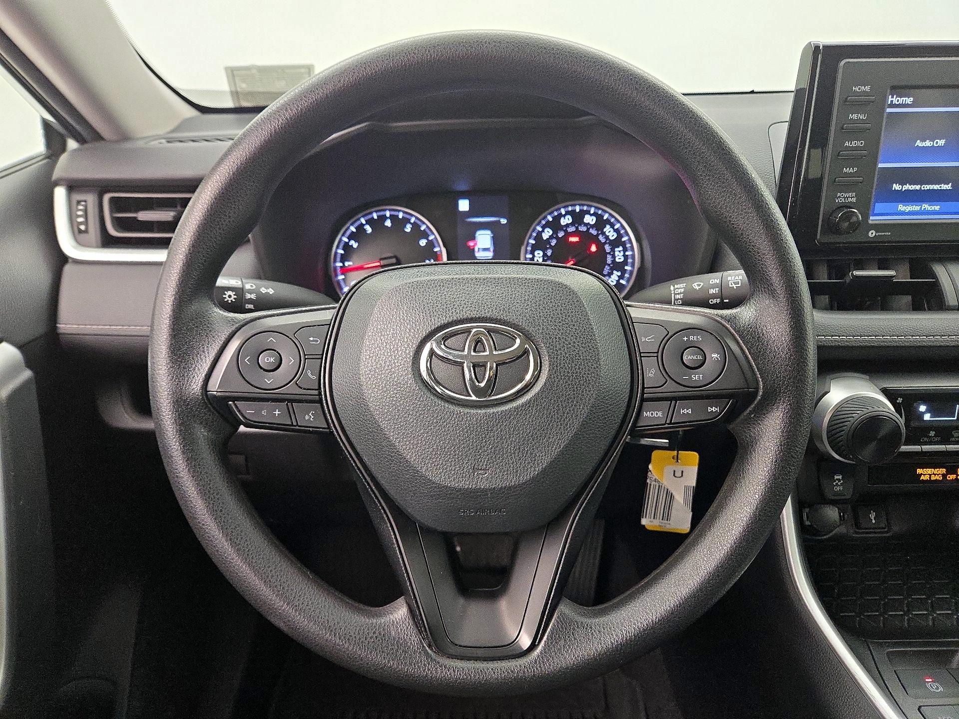 Thumbnail: 2022 Toyota RAV4 - 10