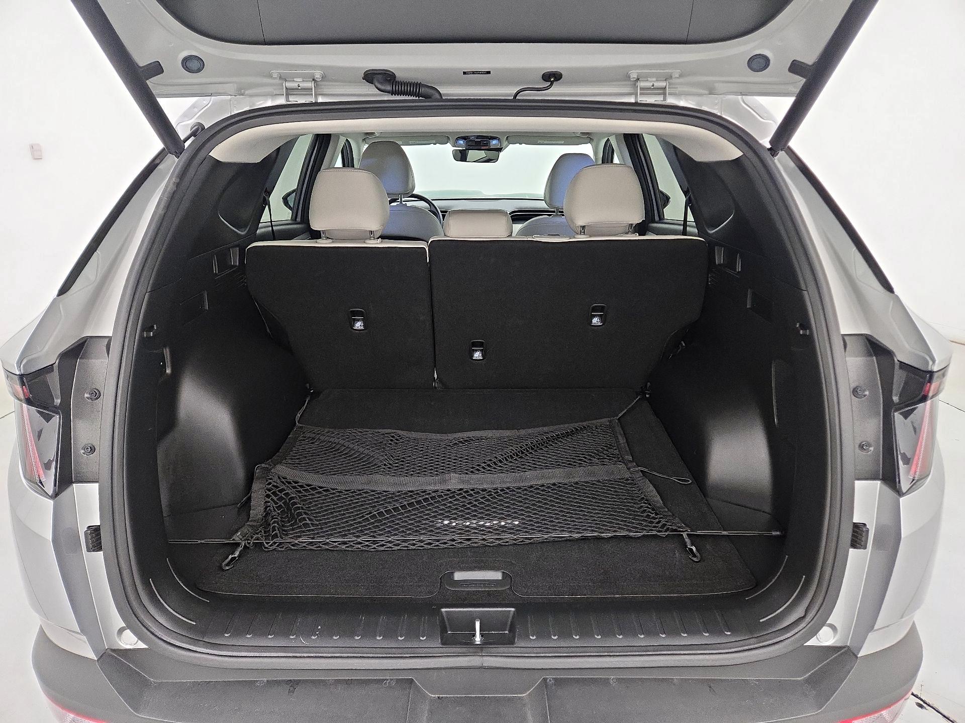 Thumbnail: 2023 Hyundai Tucson - 18