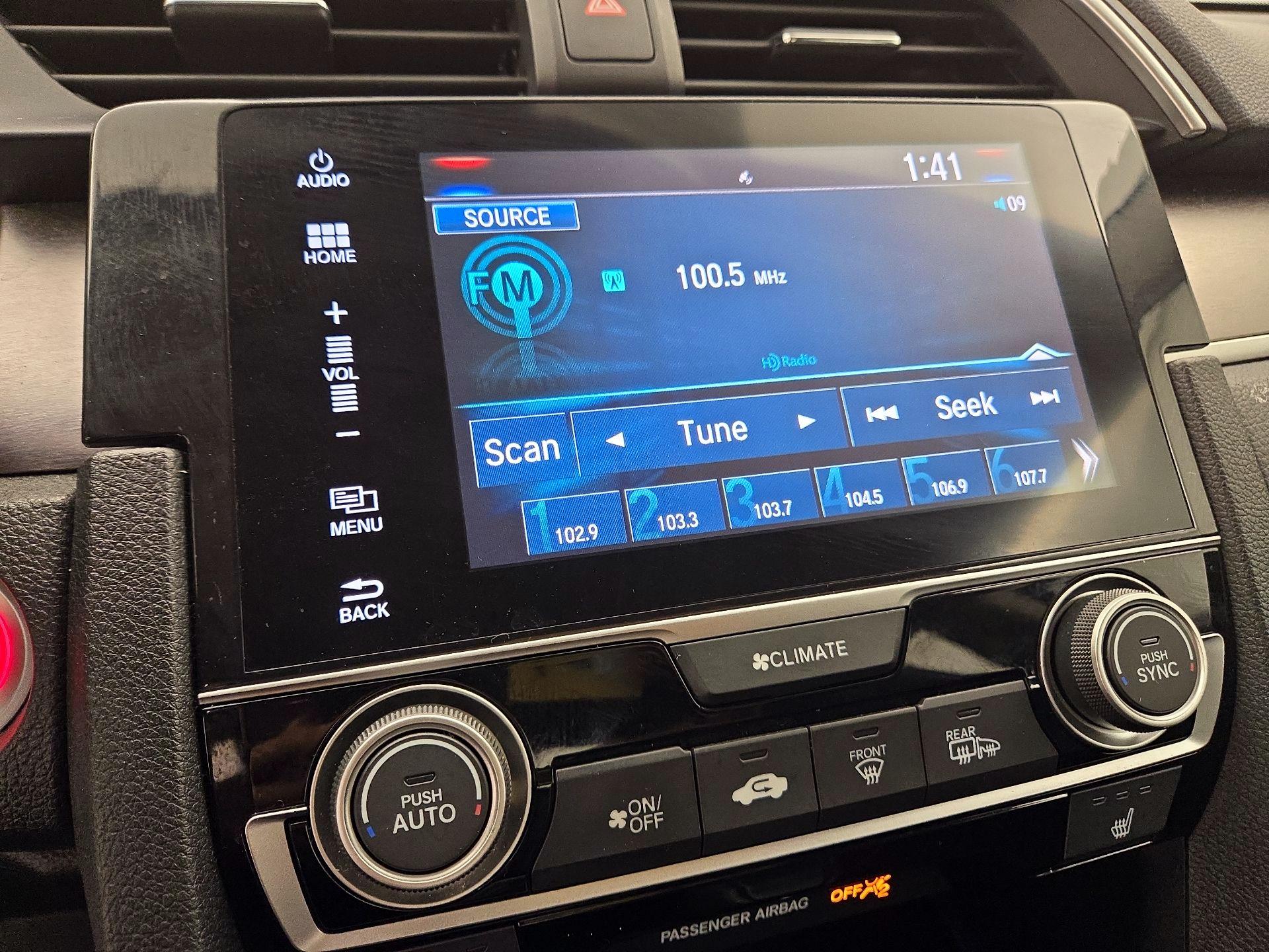 Thumbnail: 2016 Honda Civic - 15