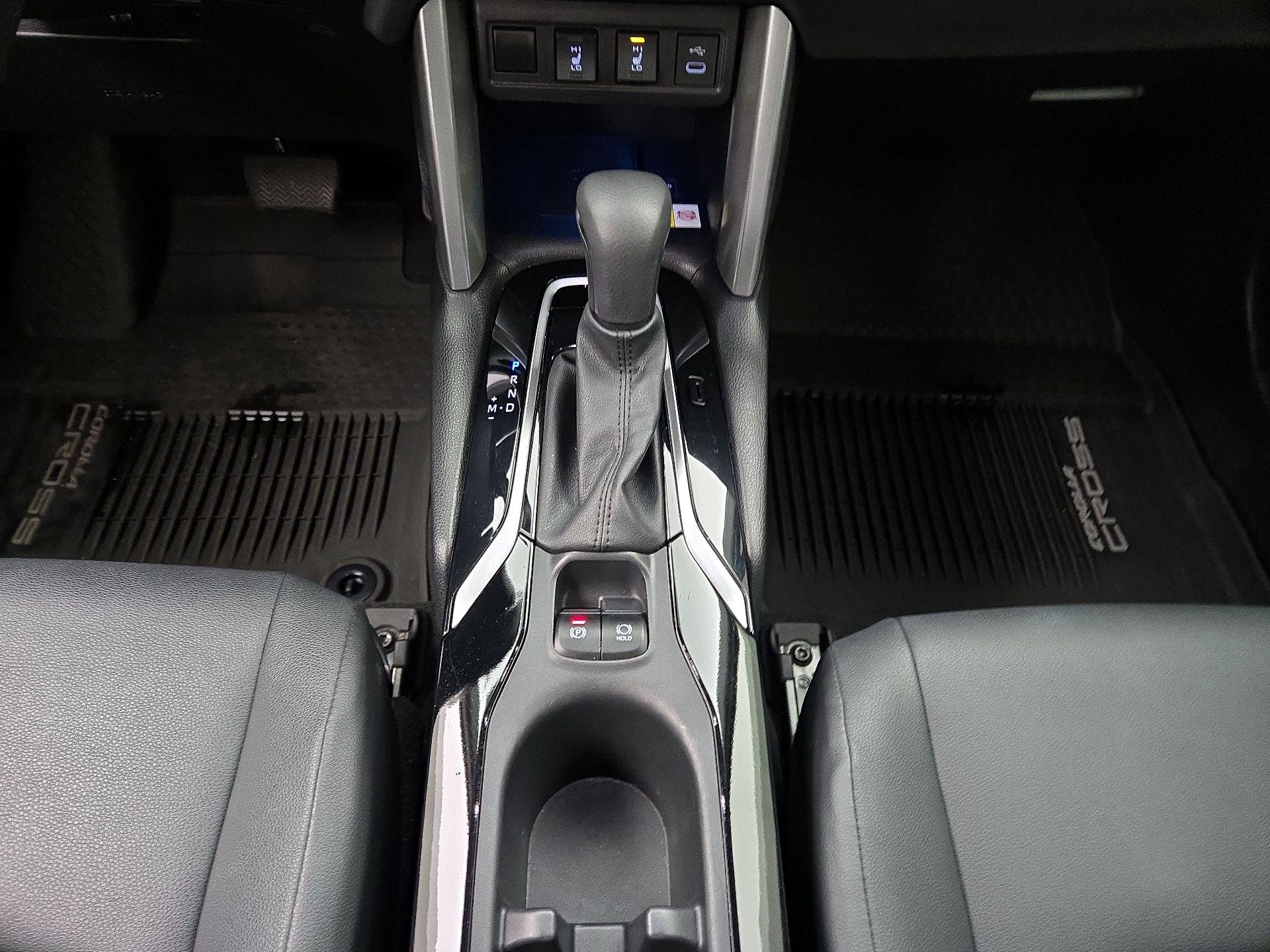 Thumbnail: 2023 Toyota Corolla Cross - 17