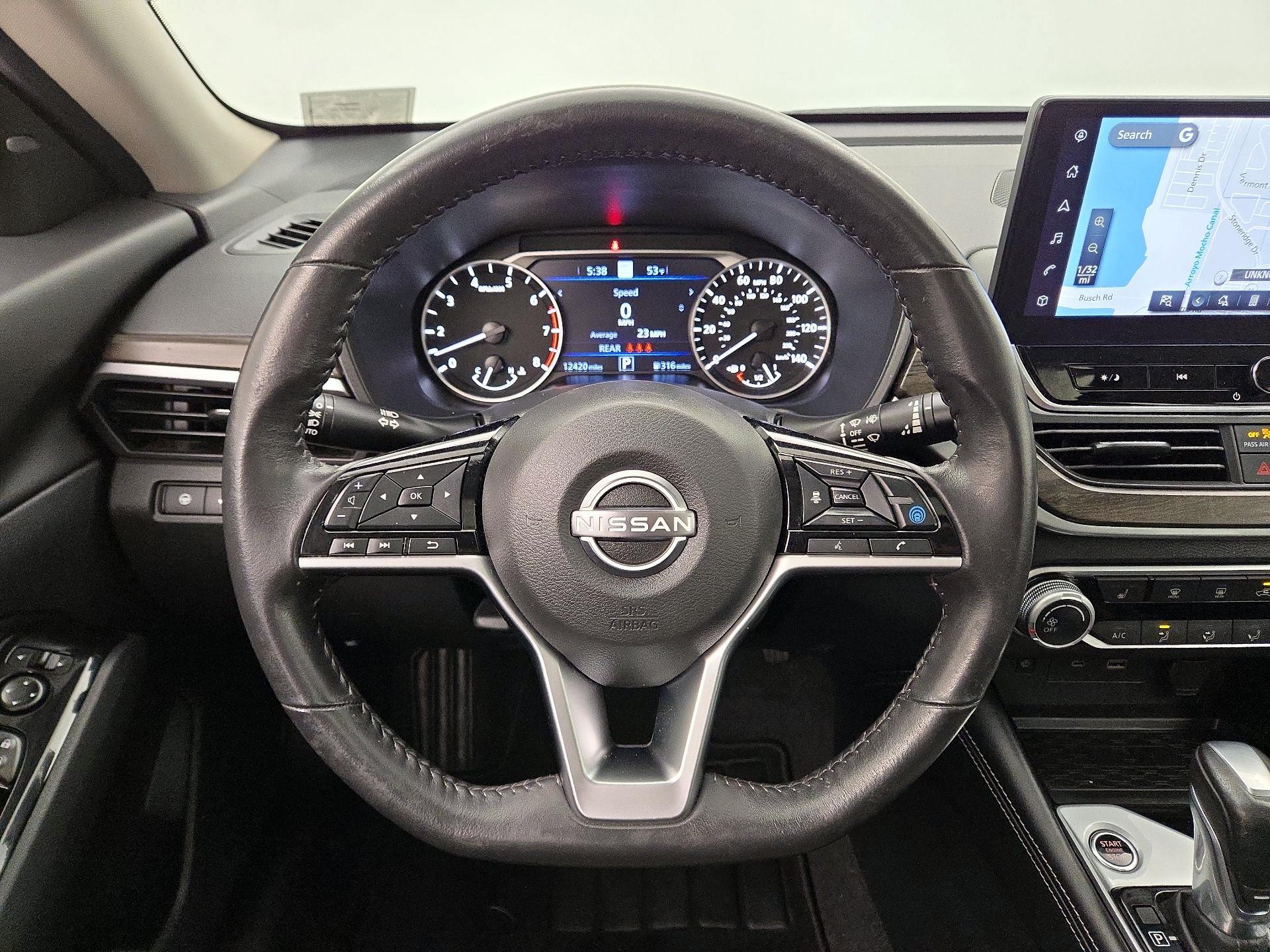 Thumbnail: 2023 Nissan Altima - 10