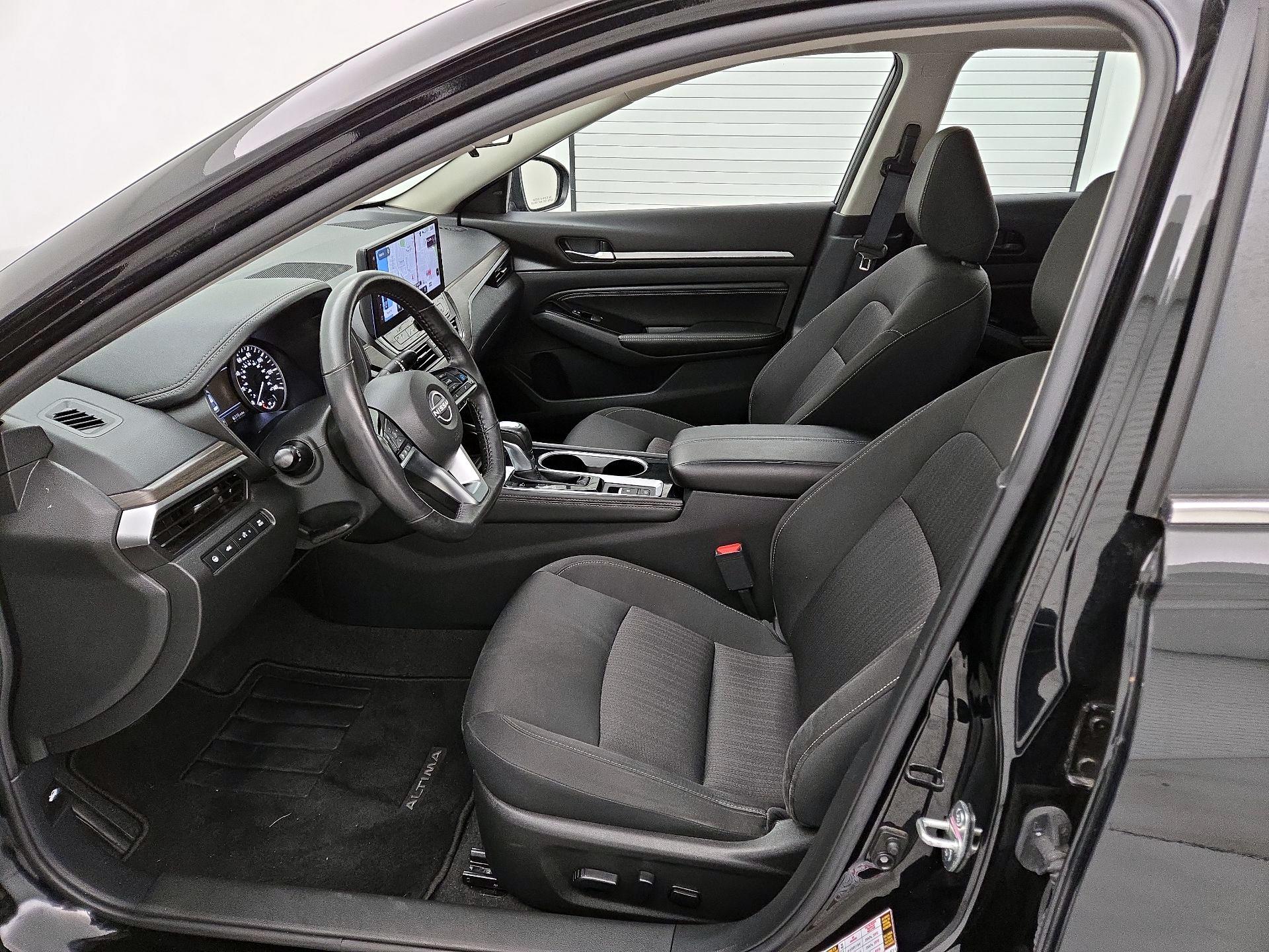 Thumbnail: 2023 Nissan Altima - 11