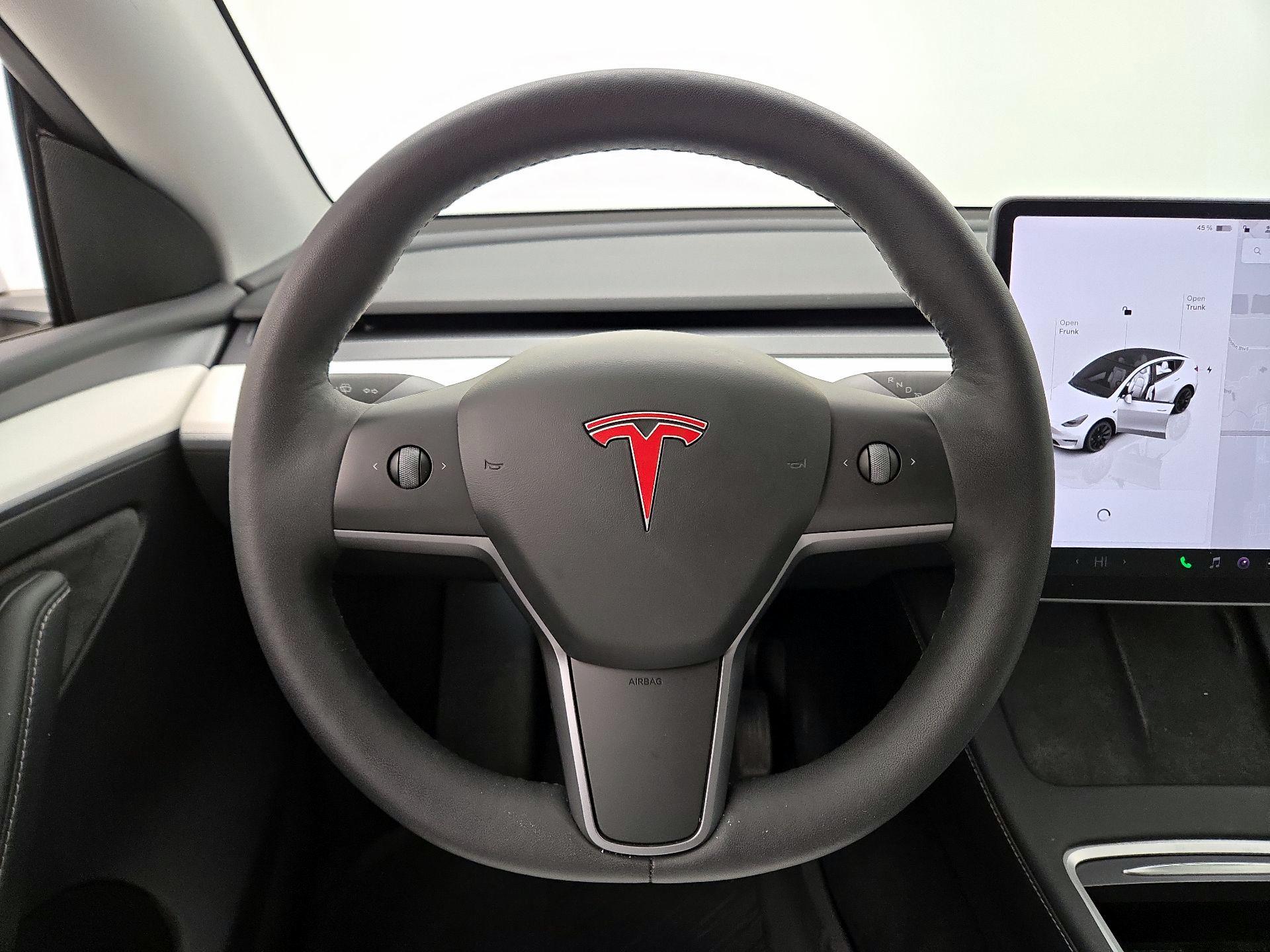 Thumbnail: 2023 Tesla Model Y - 10