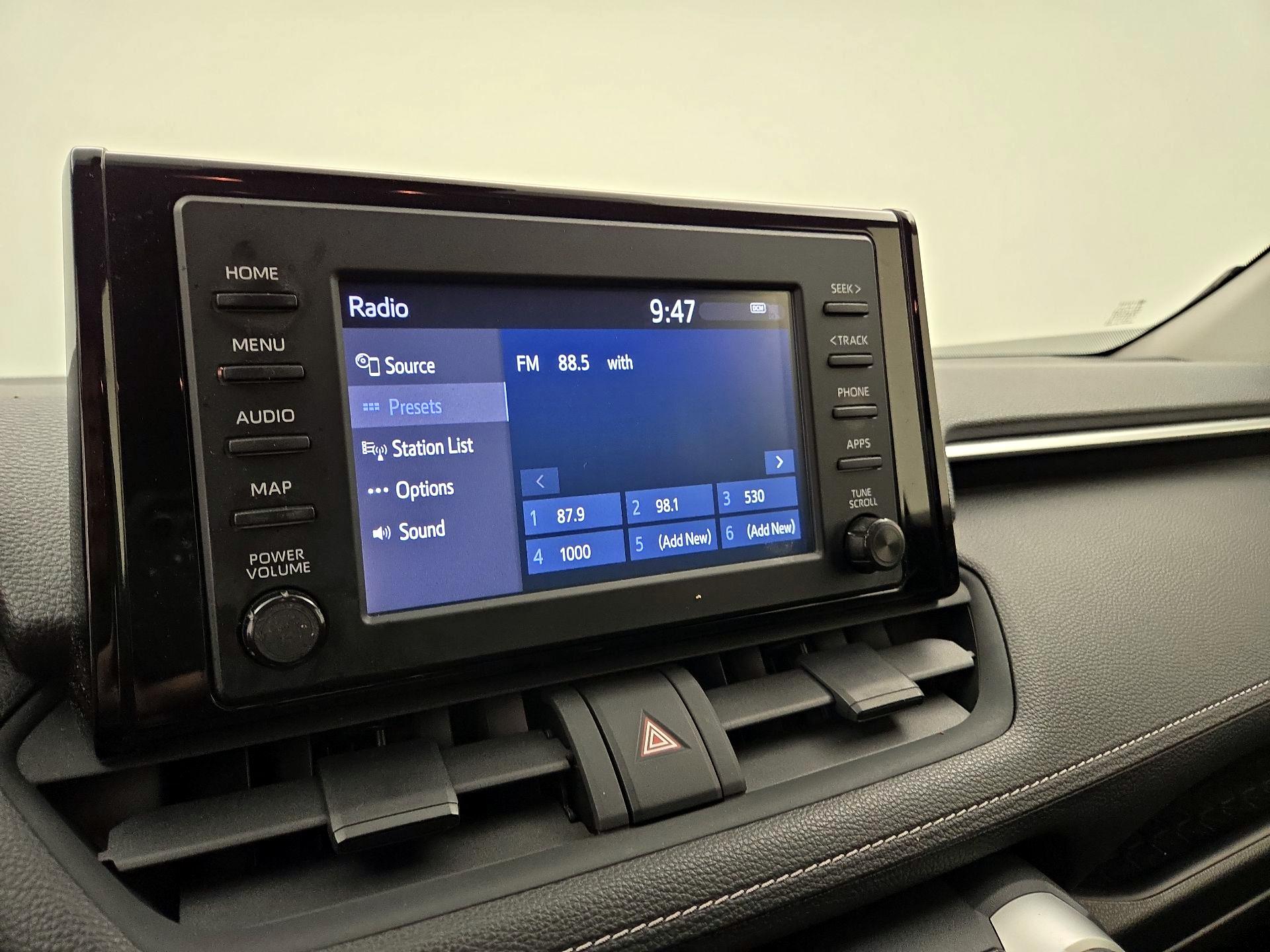 Thumbnail: 2019 Toyota RAV4 - 15