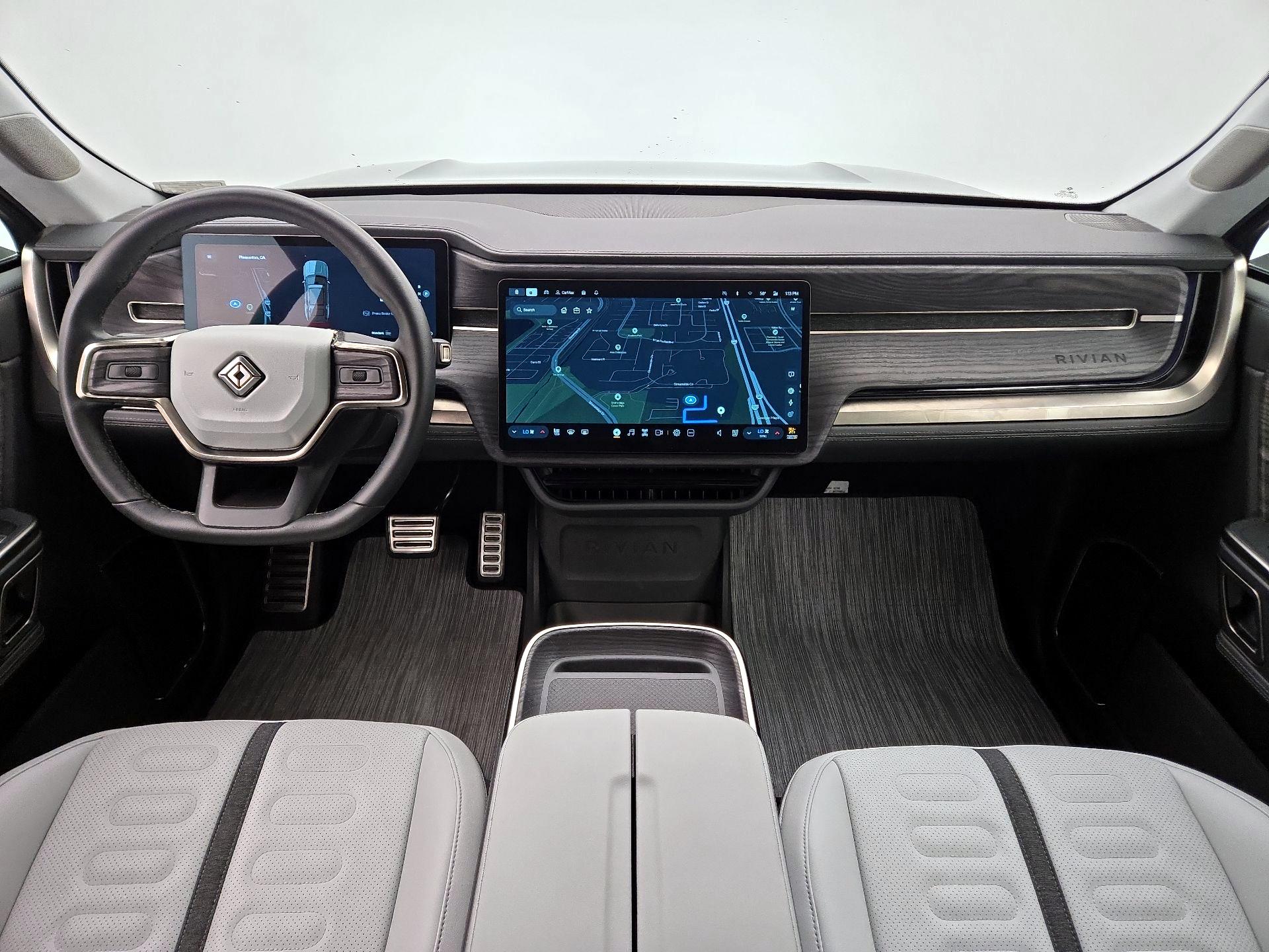 Thumbnail: 2023 Rivian R1S - 9