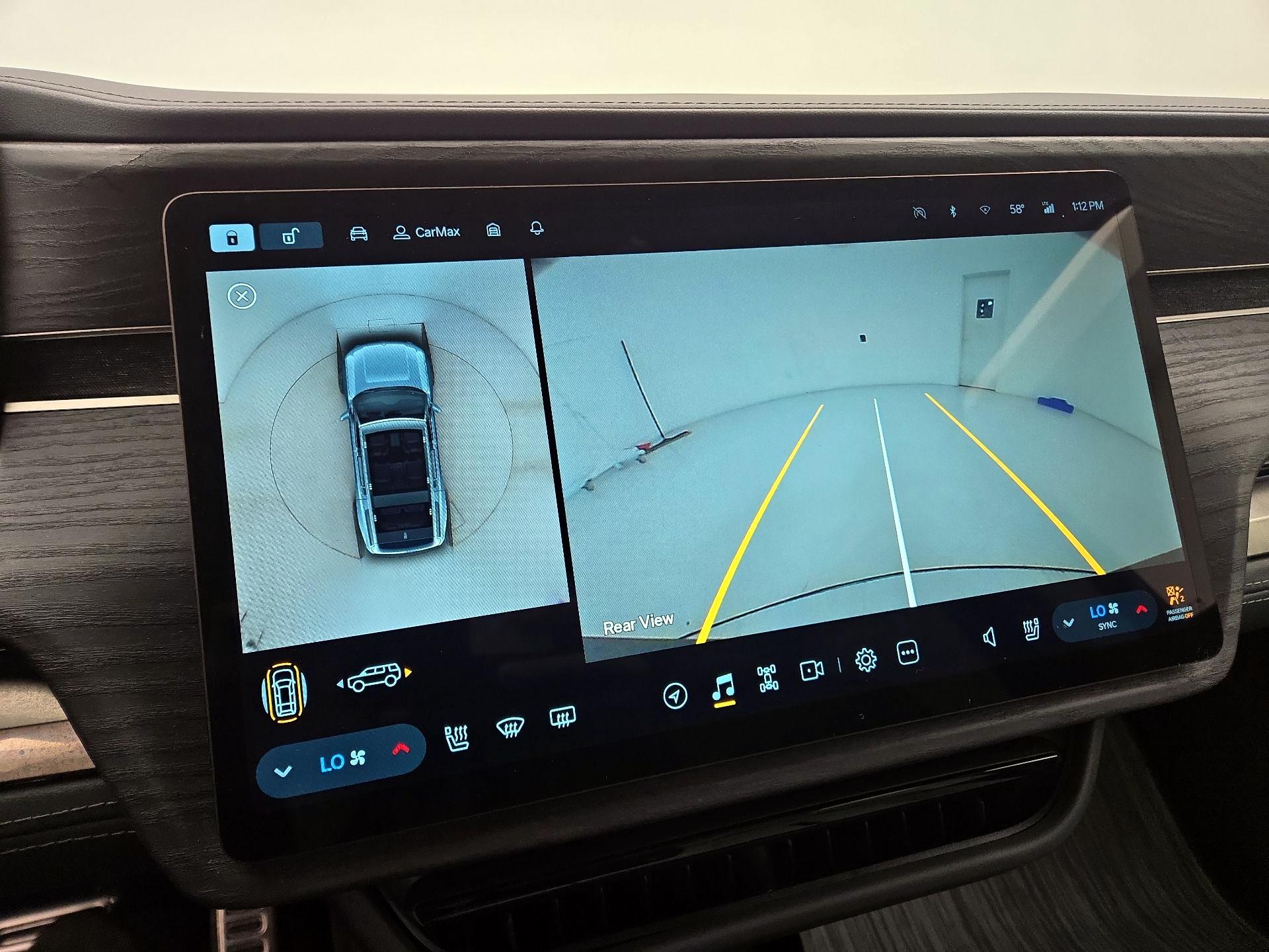 Thumbnail: 2023 Rivian R1S - 14