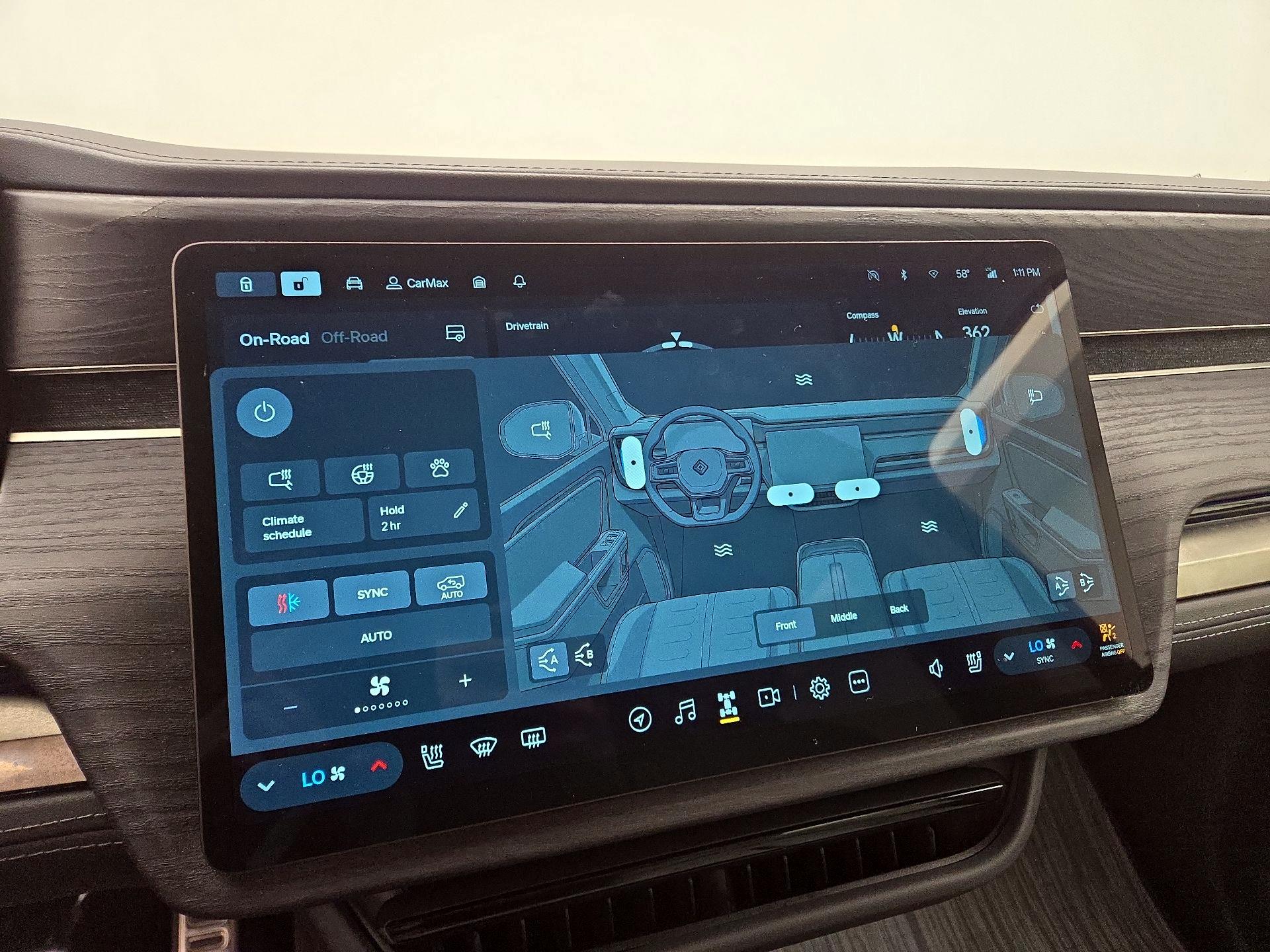 Thumbnail: 2023 Rivian R1S - 16