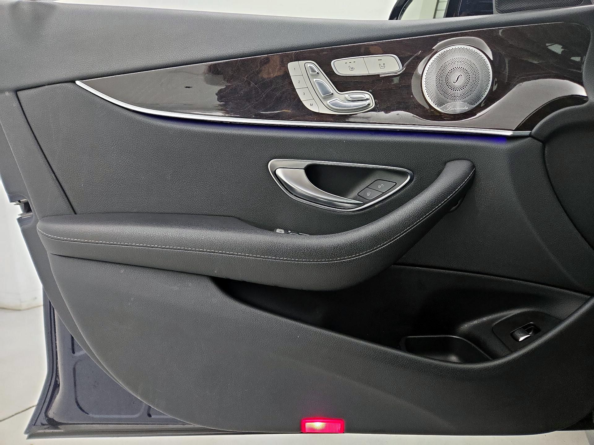 Thumbnail: 2019 Mercedes-Benz E-Class - 12