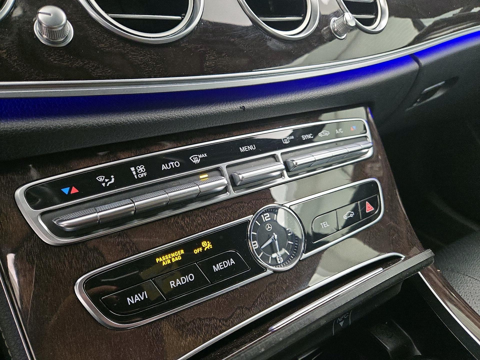 Thumbnail: 2019 Mercedes-Benz E-Class - 17