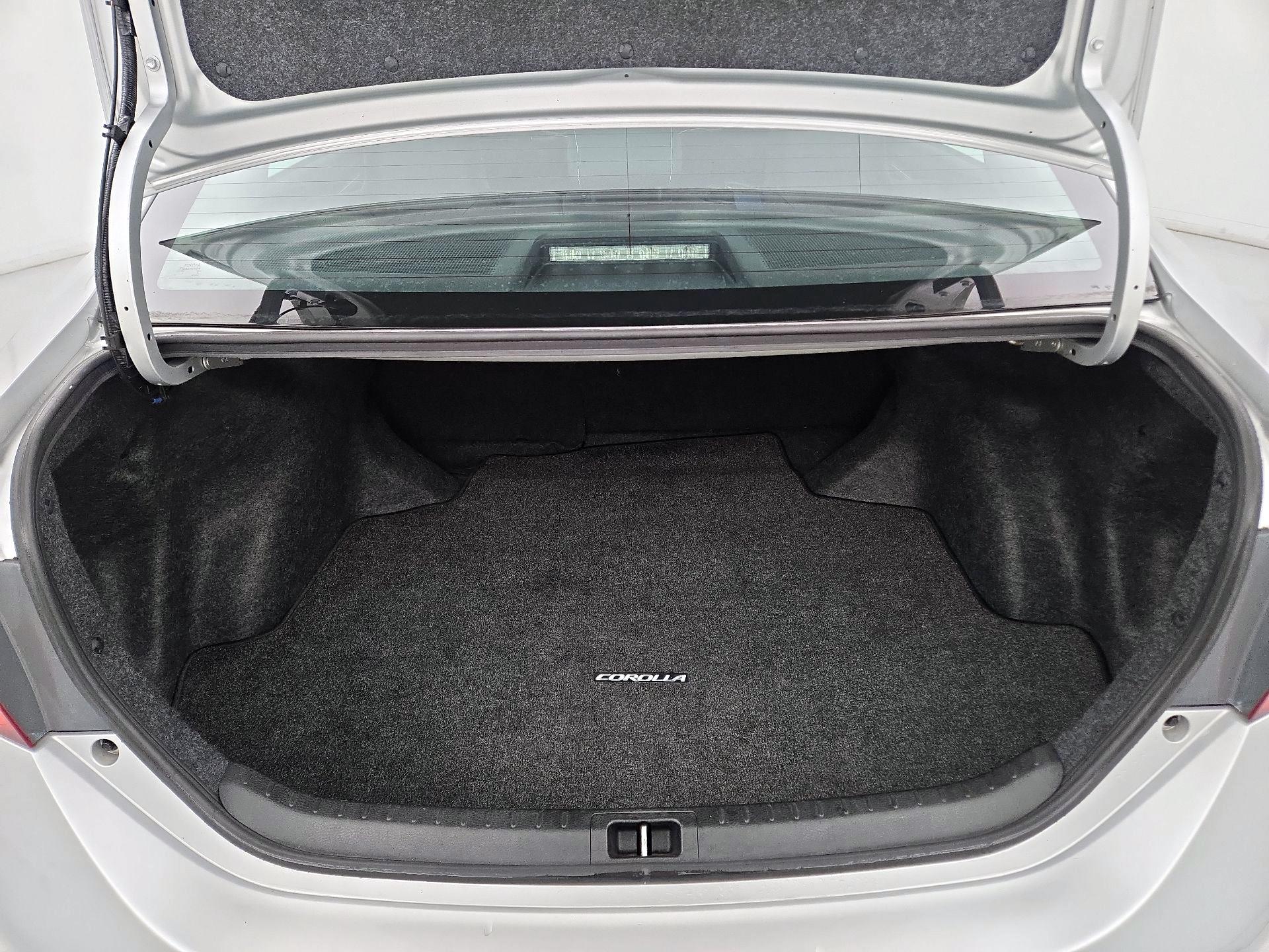 Thumbnail: 2015 Toyota Corolla - 20