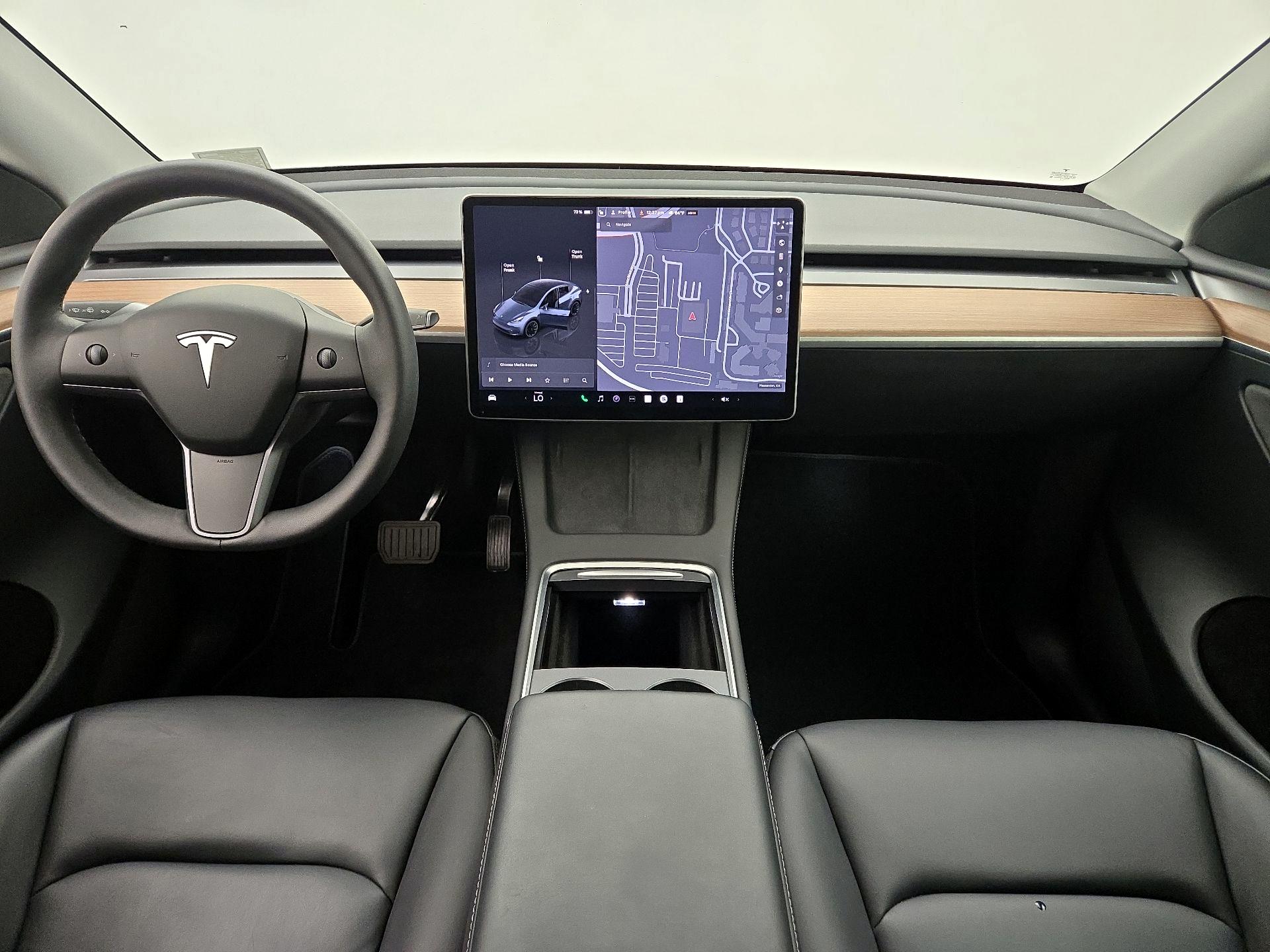 Thumbnail: 2023 Tesla Model Y - 9