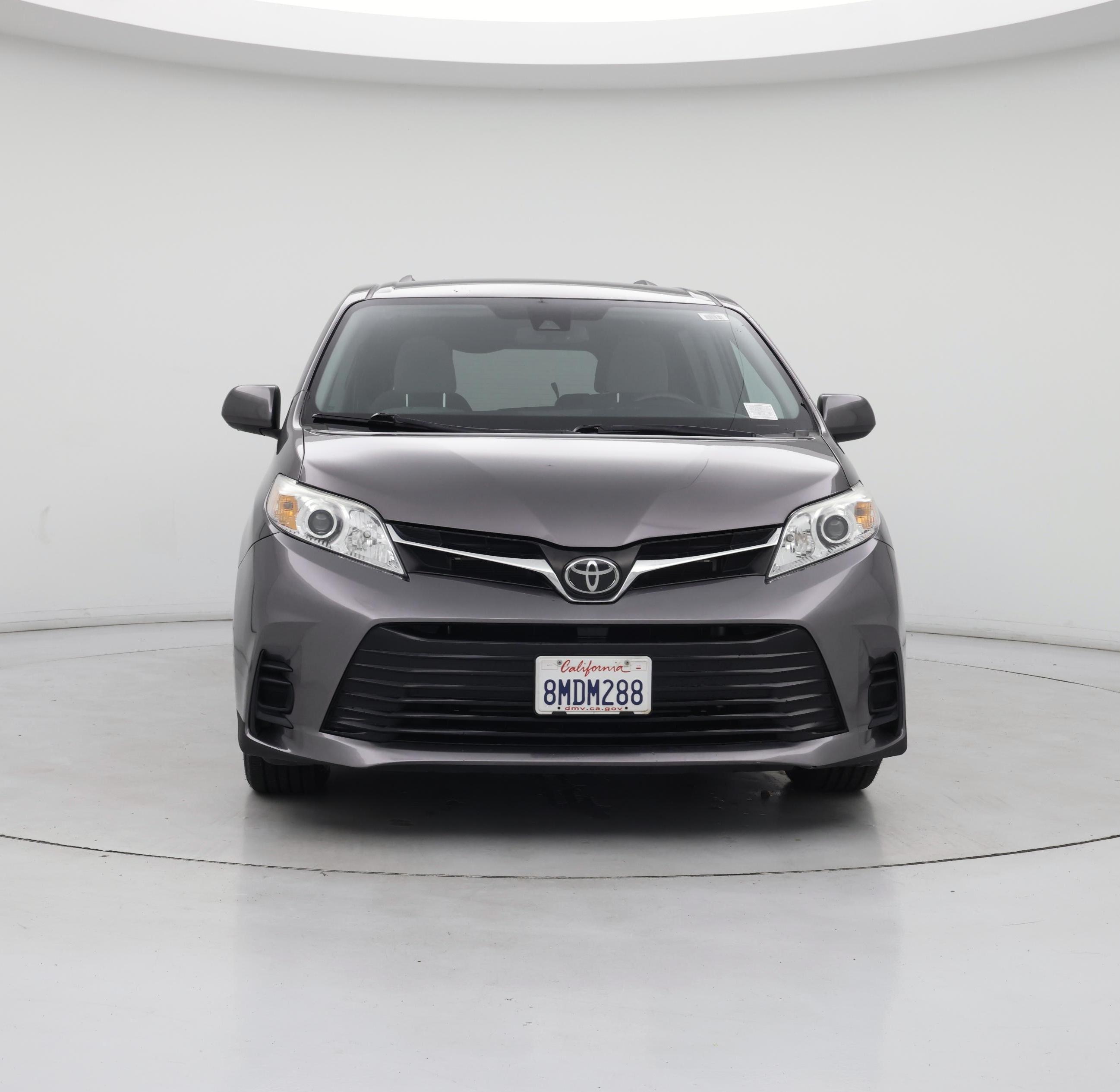 Thumbnail: 2019 Toyota Sienna - 5