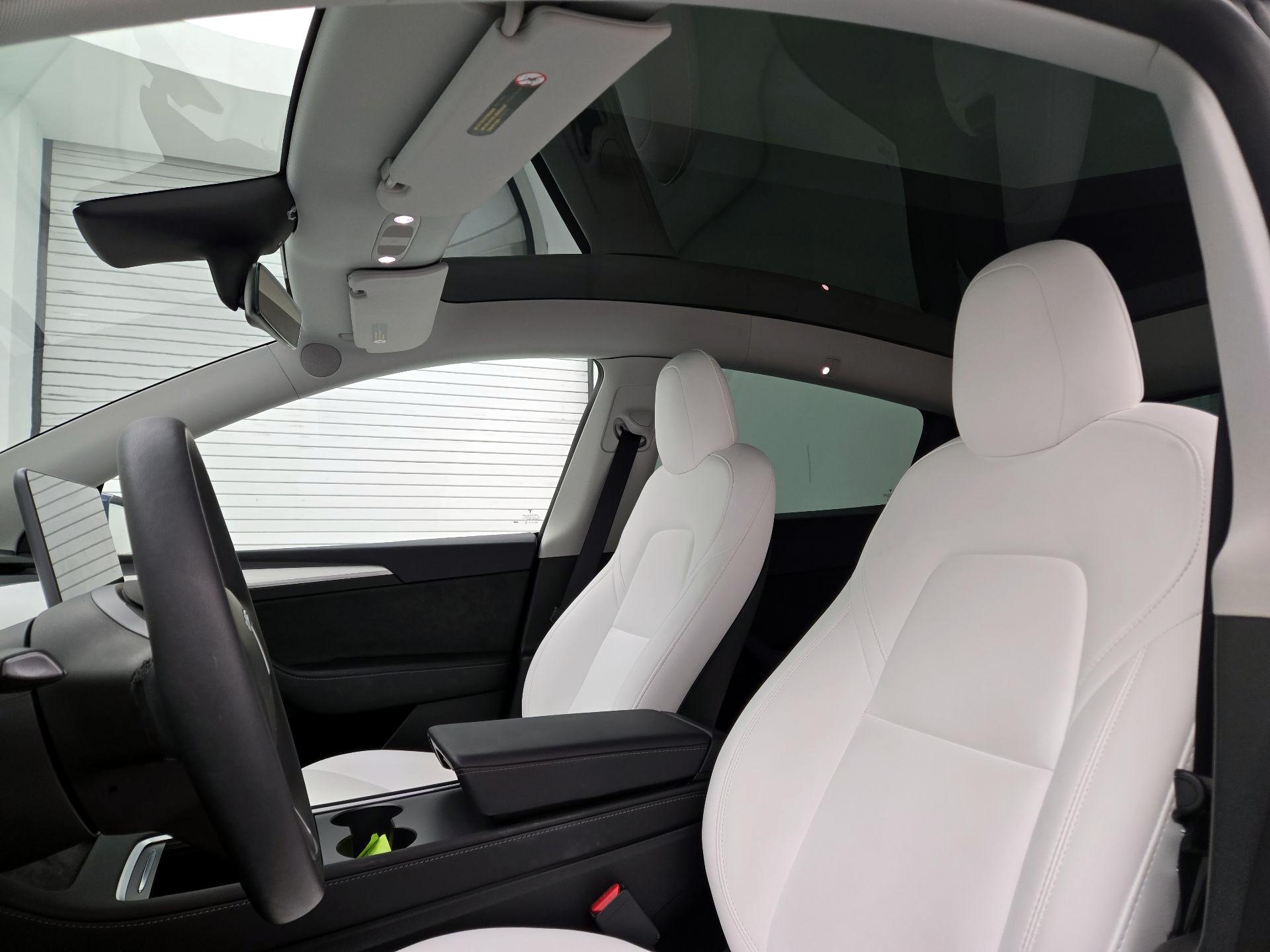 Thumbnail: 2023 Tesla Model Y - 18