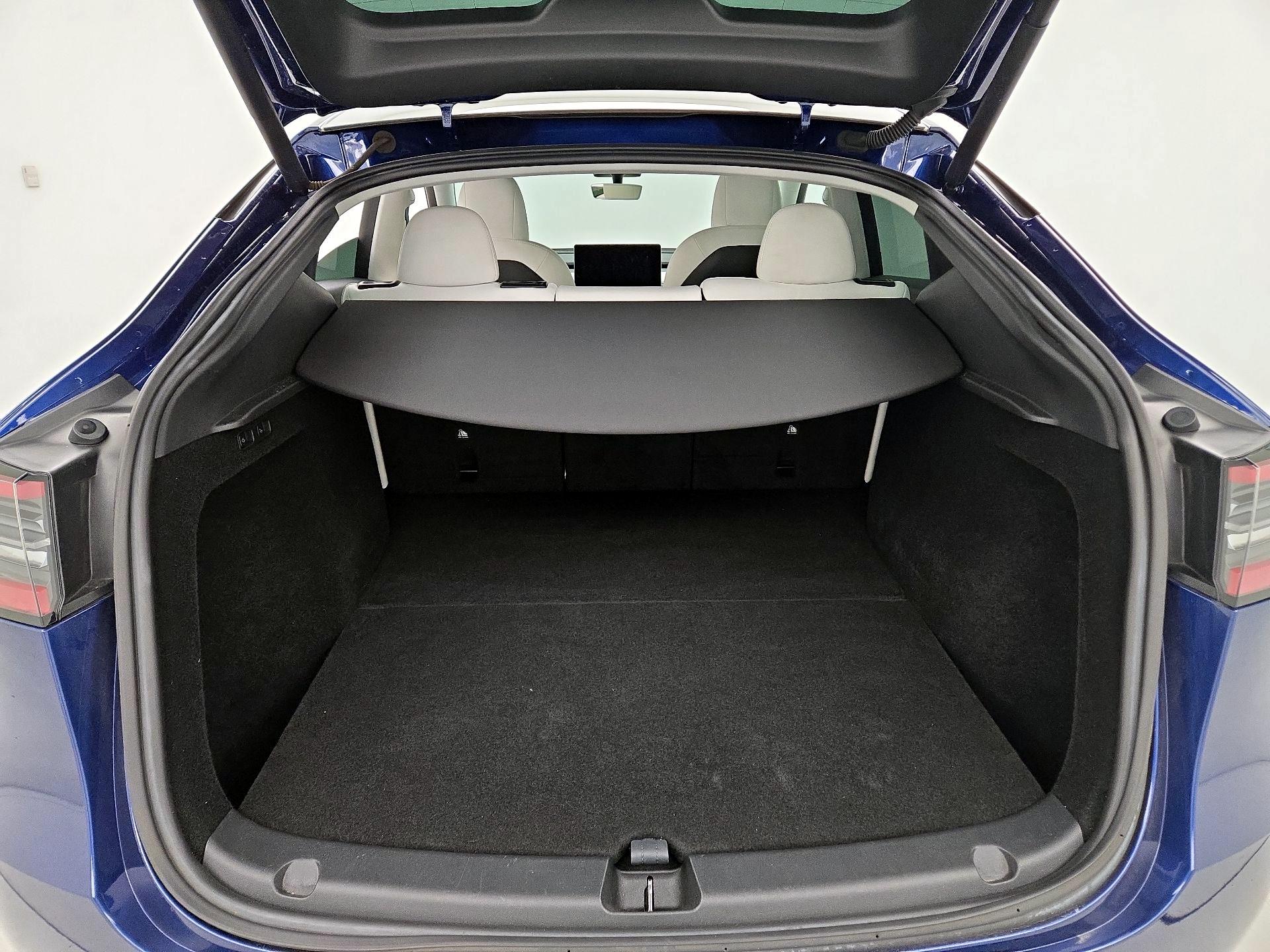 Thumbnail: 2023 Tesla Model Y - 20