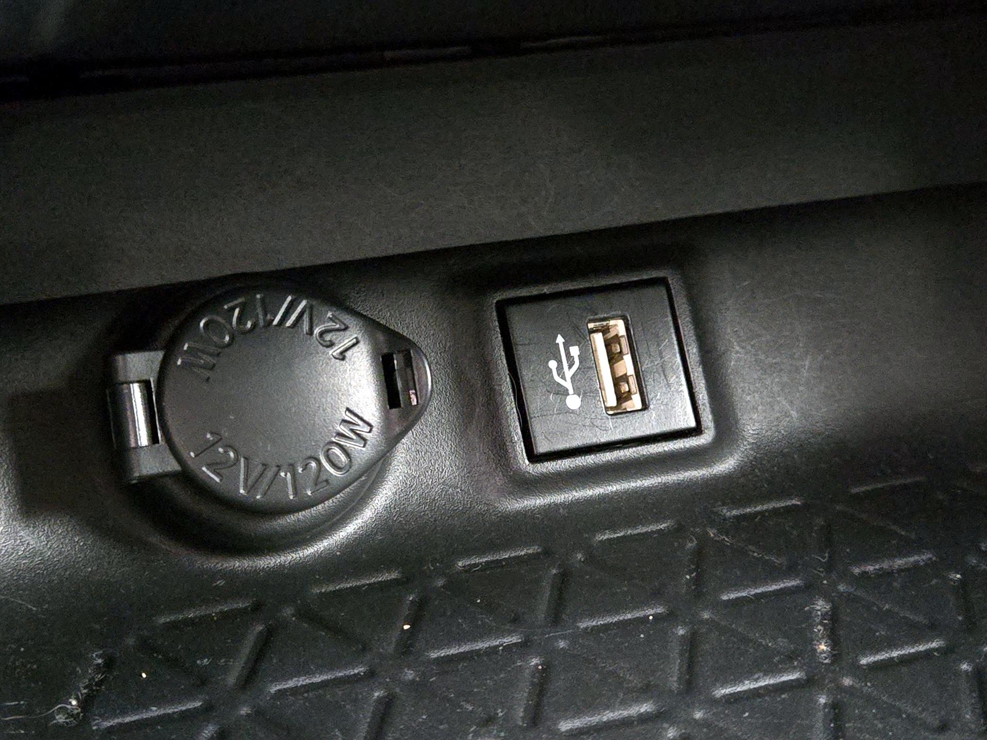 Thumbnail: 2024 Toyota RAV4 - 18