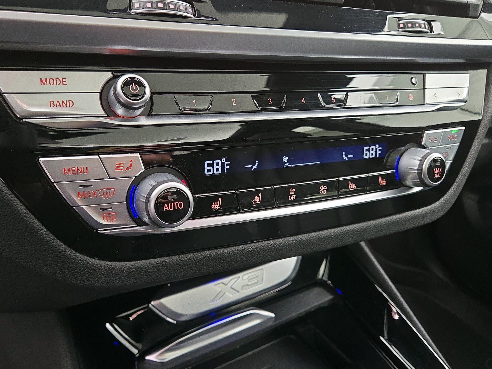 Thumbnail: 2021 BMW X3 - 17