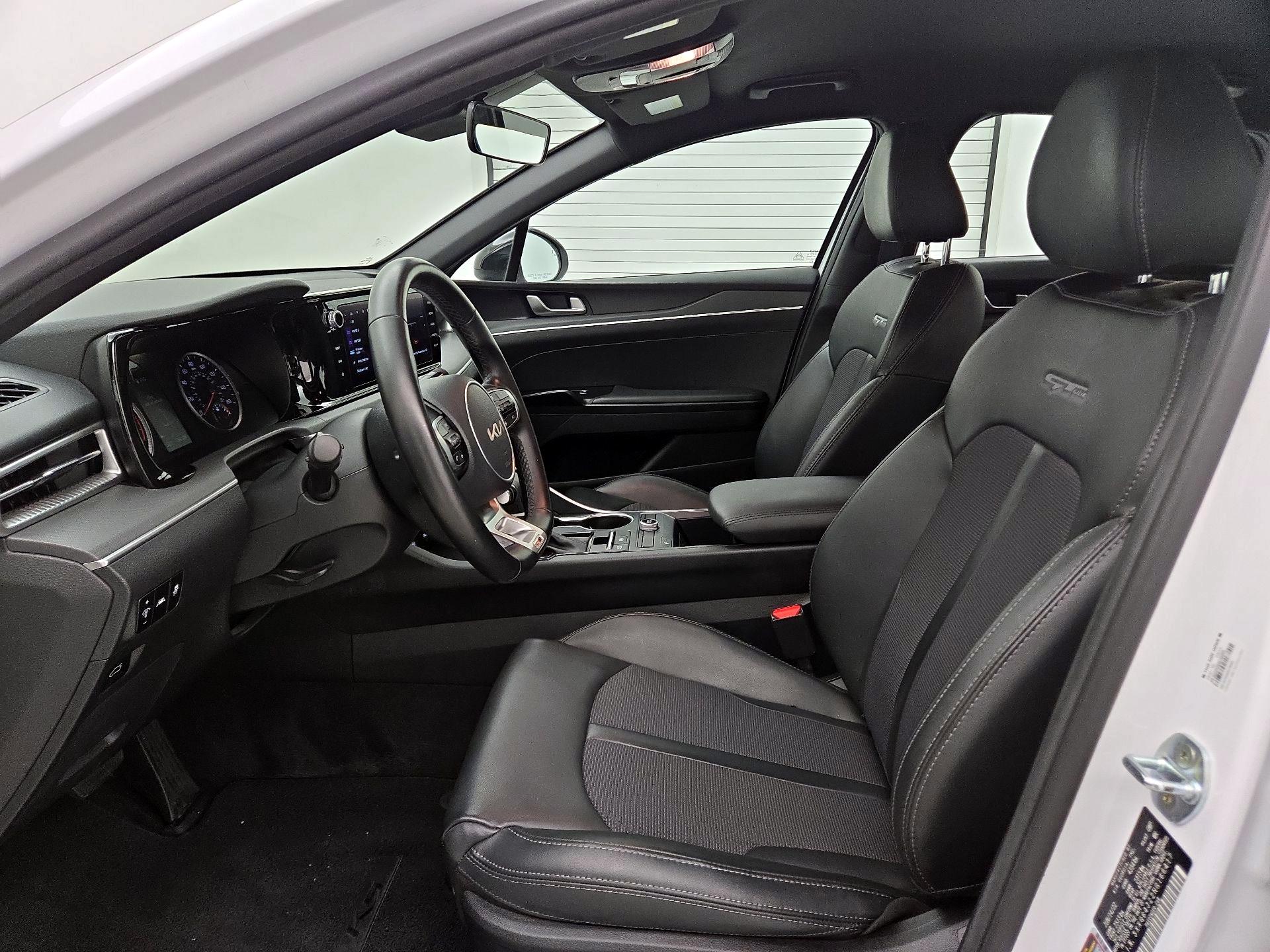 Thumbnail: 2022 Kia K5 - 11