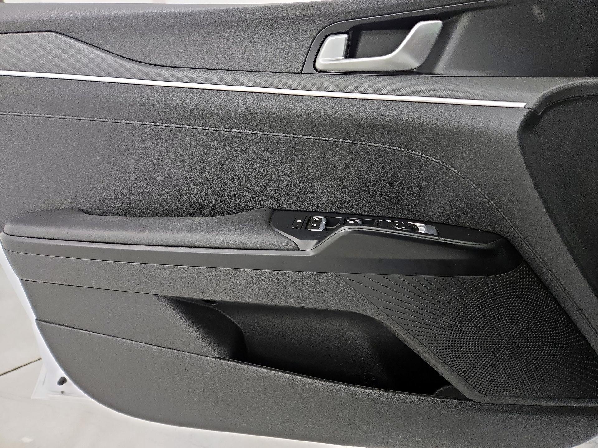 Thumbnail: 2022 Kia K5 - 12