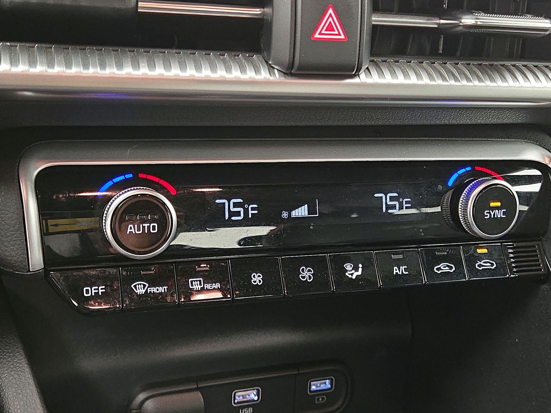 Thumbnail: 2022 Kia K5 - 16