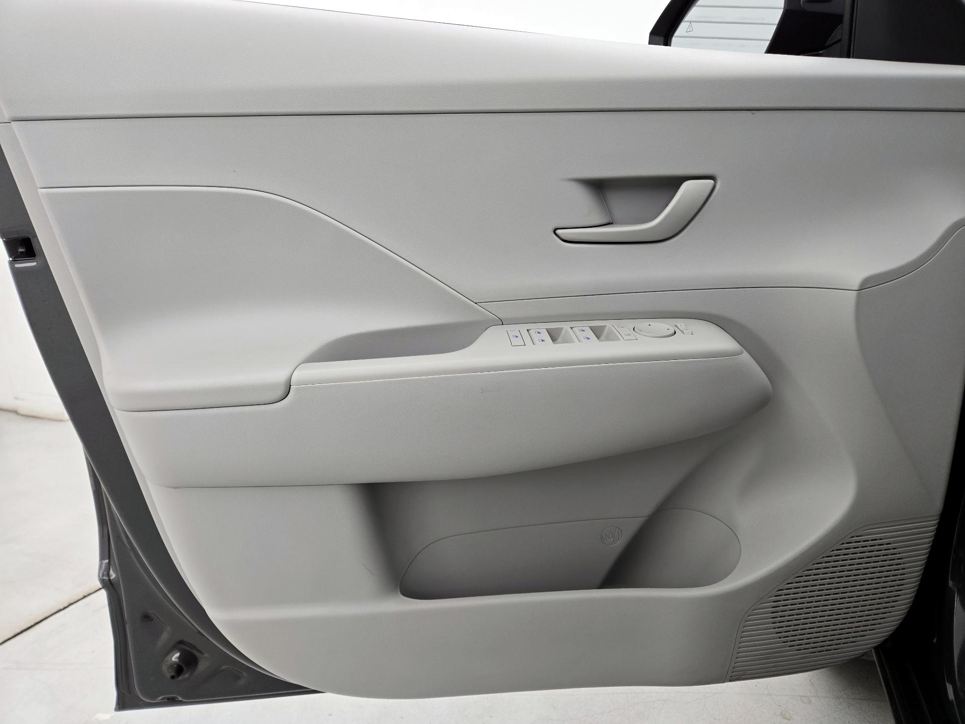 Thumbnail: 2024 Hyundai Kona - 12