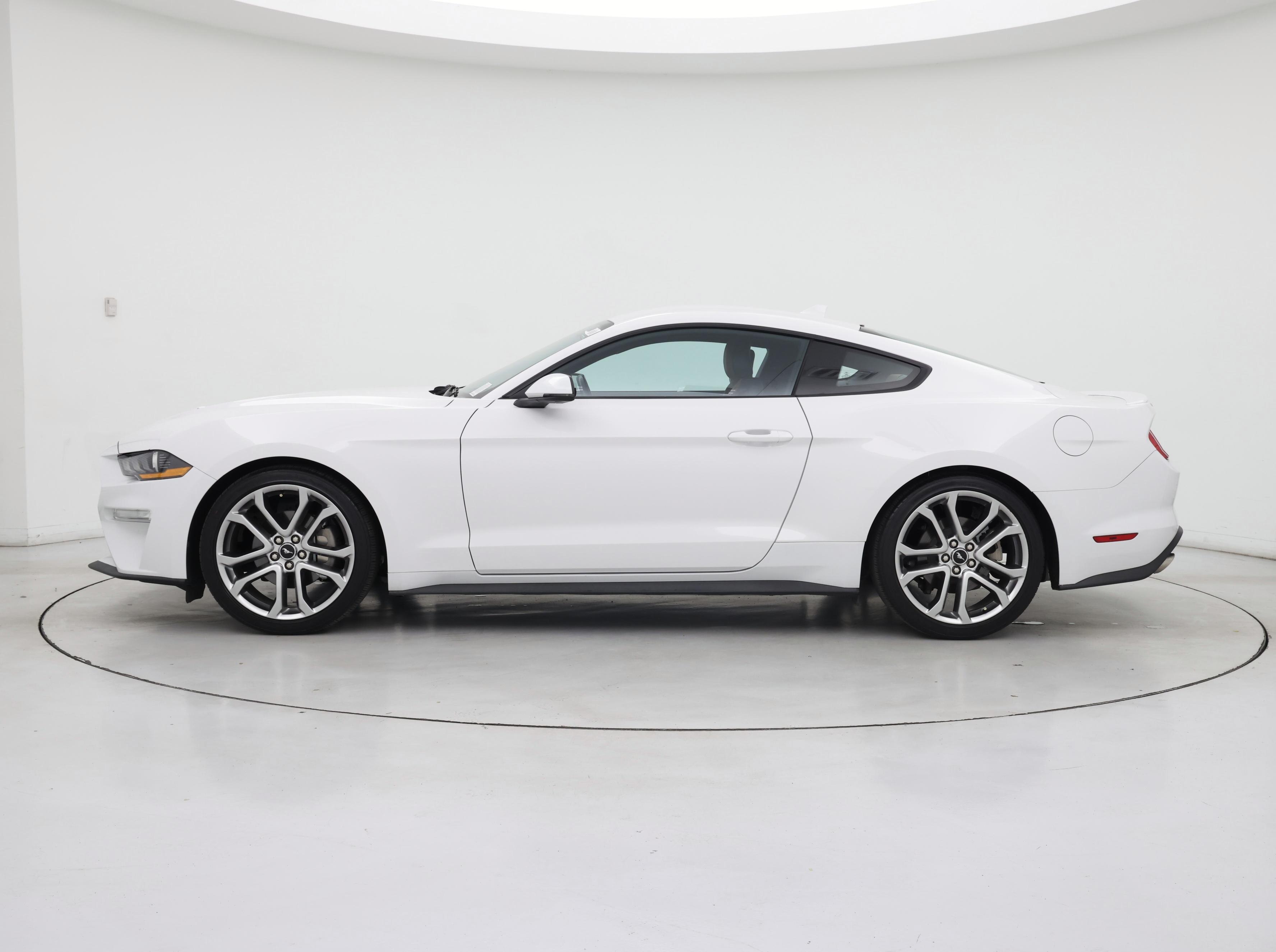 Thumbnail: 2020 Ford Mustang - 3