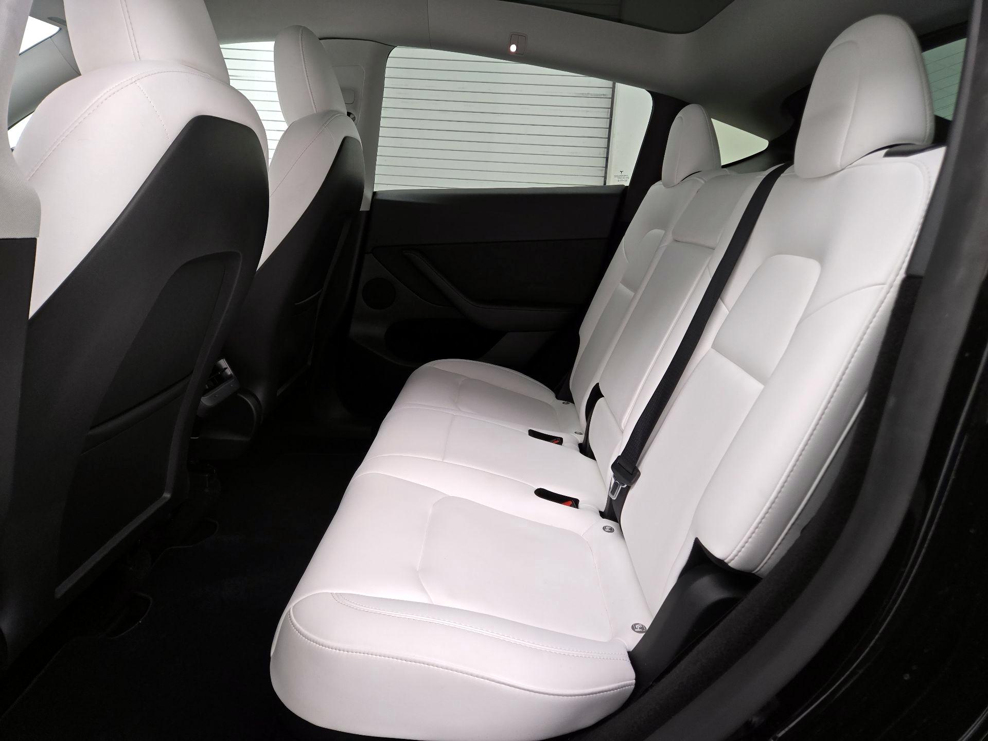 Thumbnail: 2023 Tesla Model Y - 18