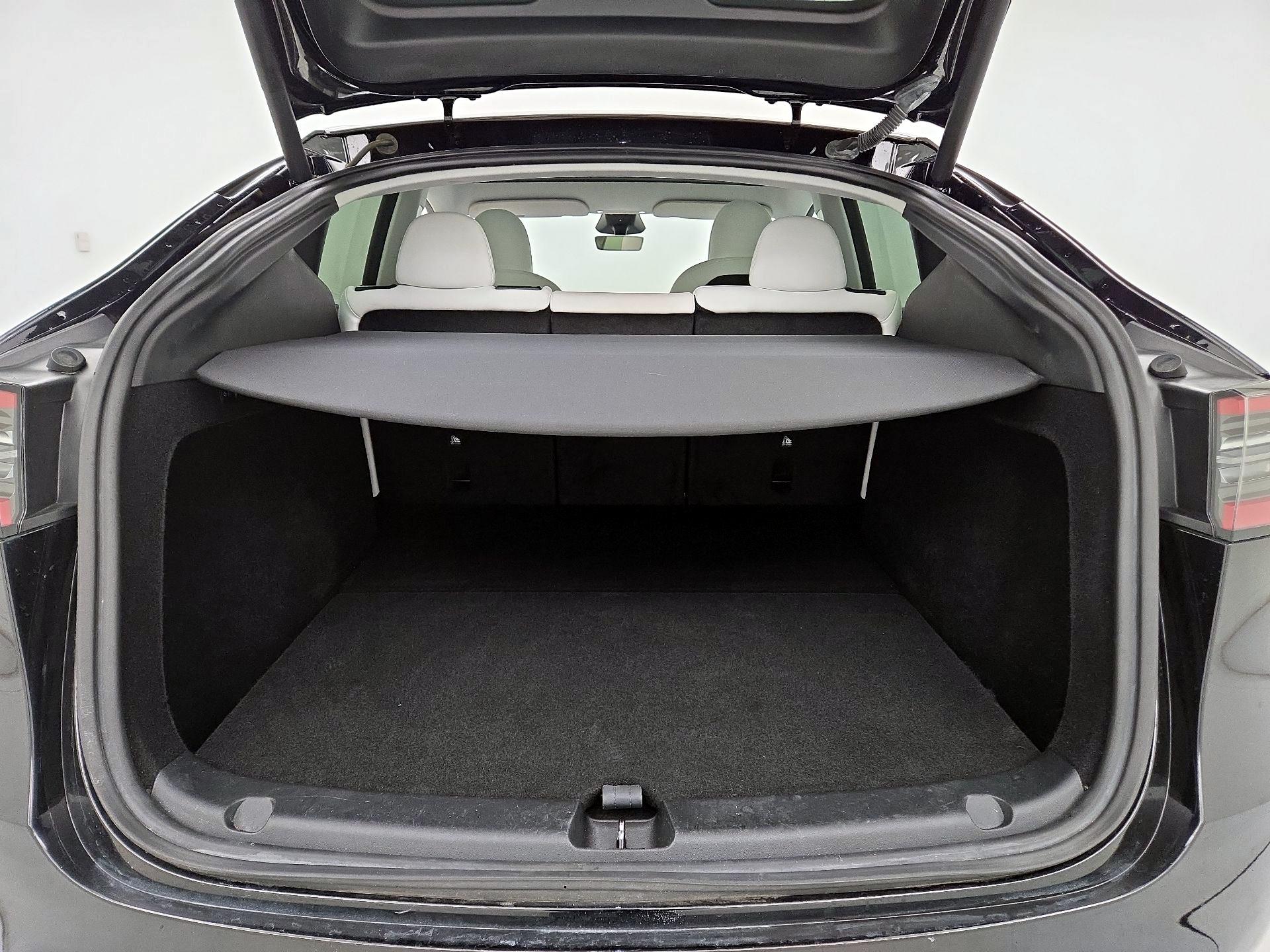 Thumbnail: 2023 Tesla Model Y - 19