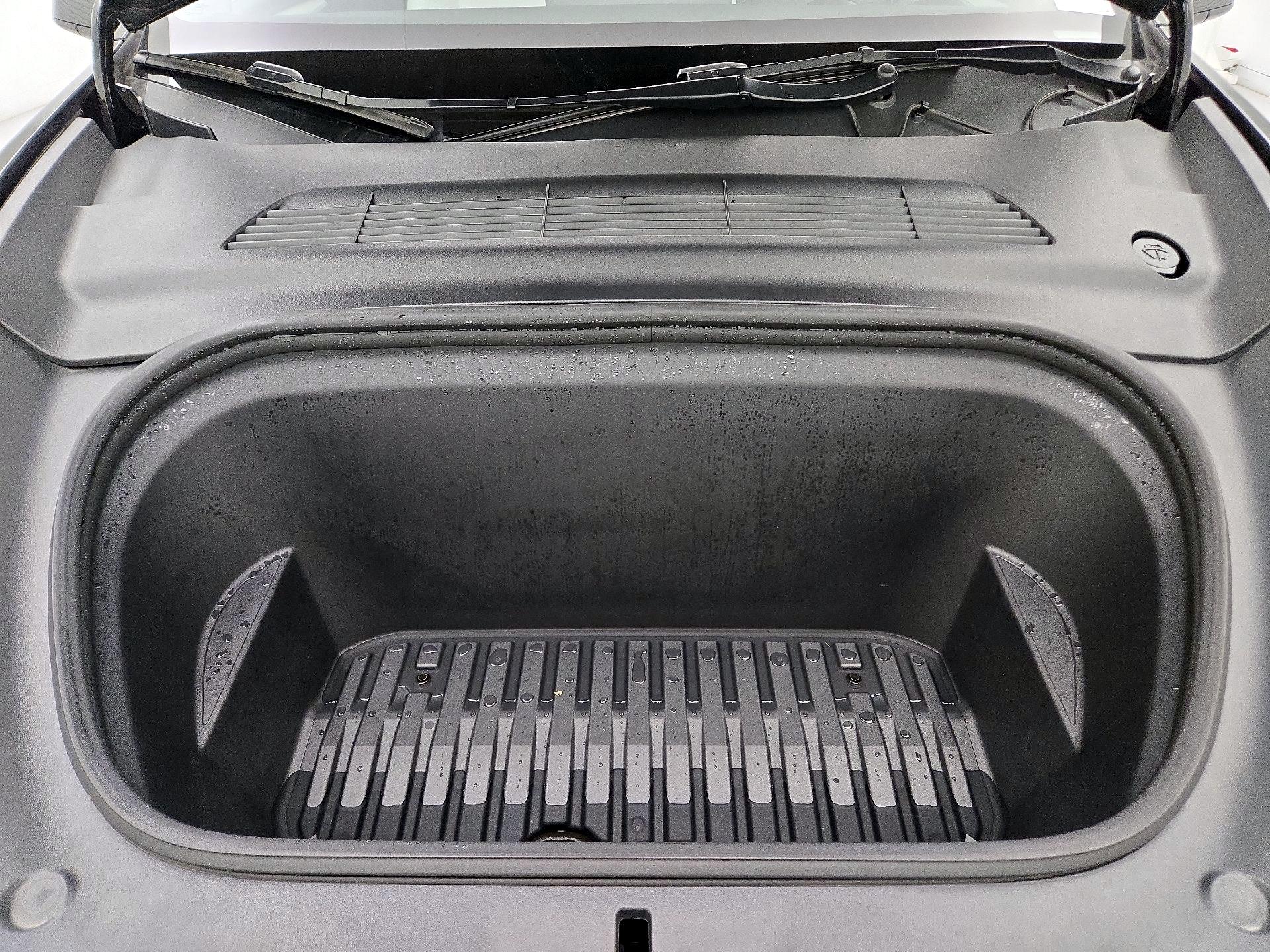 Thumbnail: 2023 Tesla Model Y - 20