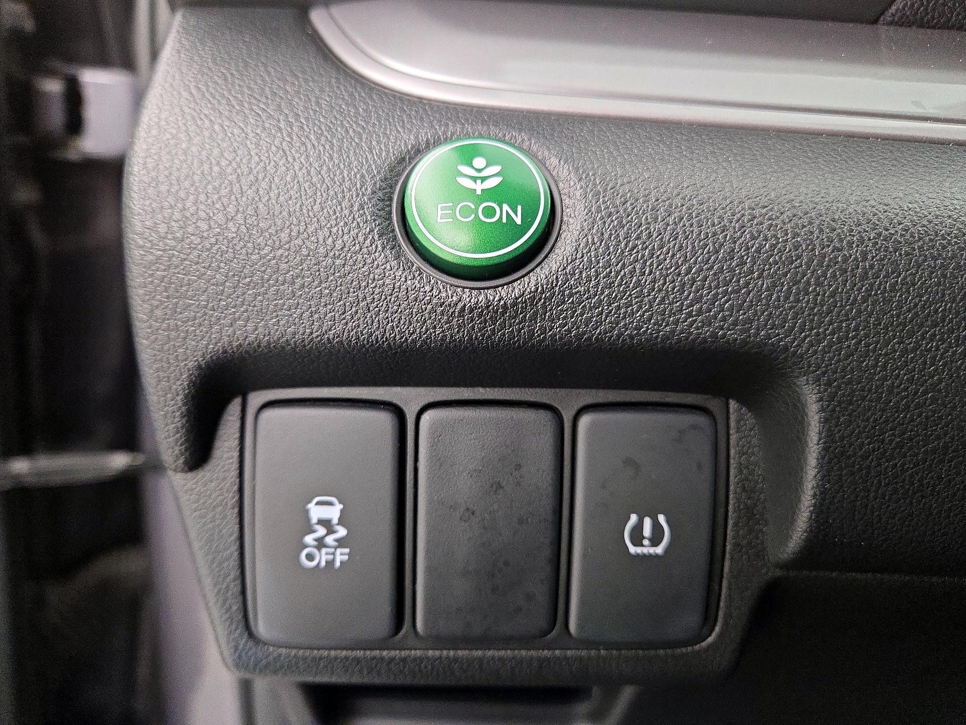 Thumbnail: 2015 Honda CR-V - 13