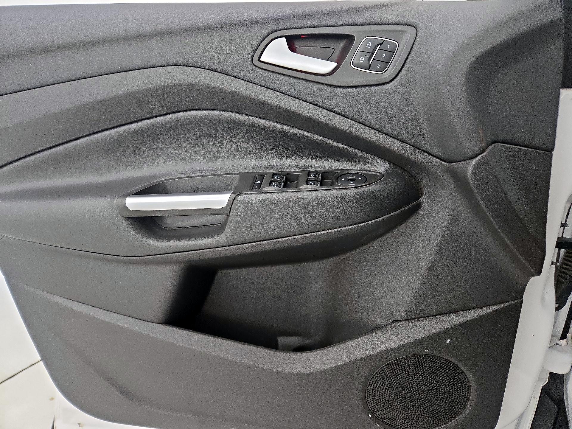 Thumbnail: 2017 Ford Escape - 12