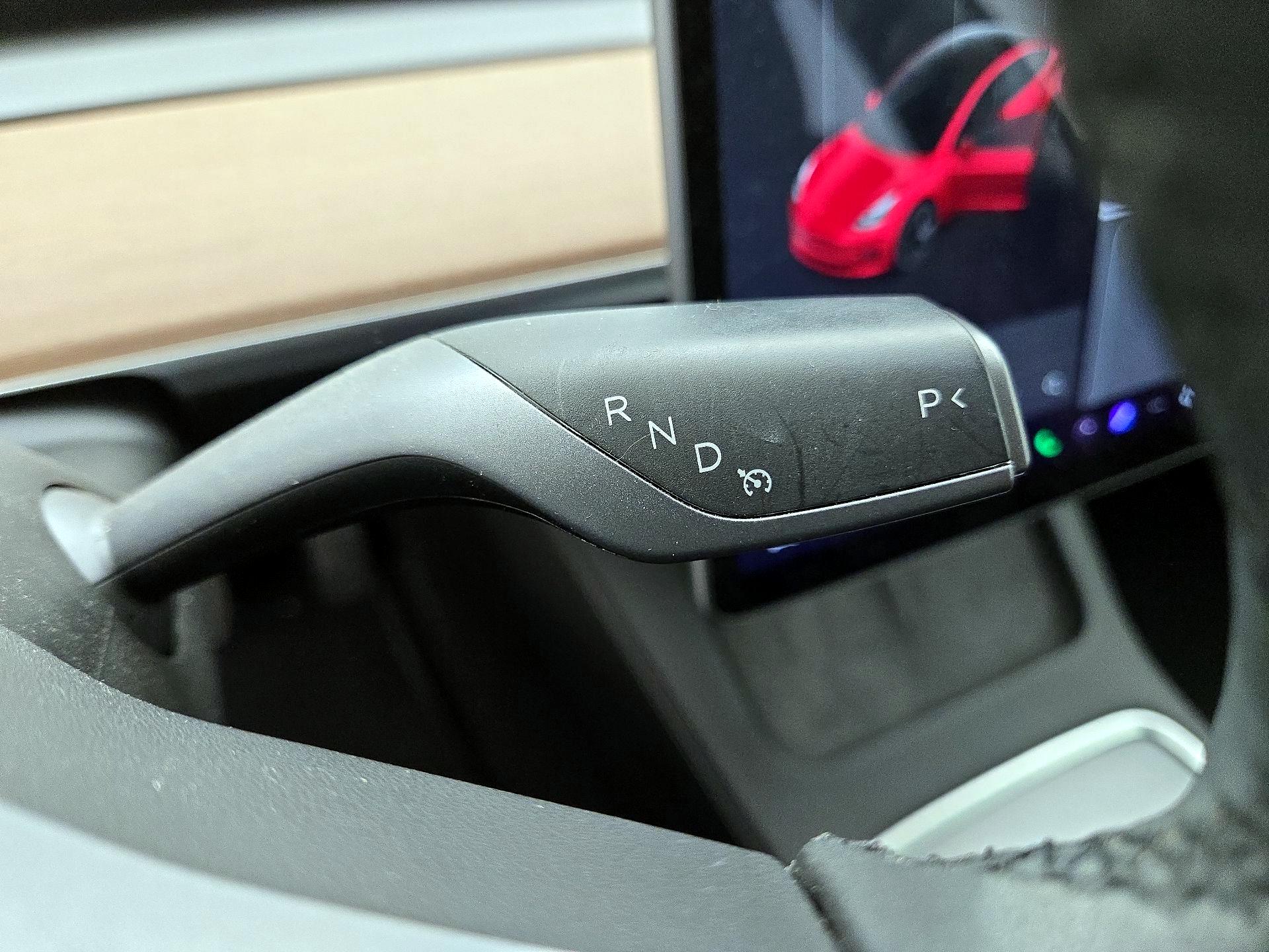 Thumbnail: 2022 Tesla Model 3 - 16