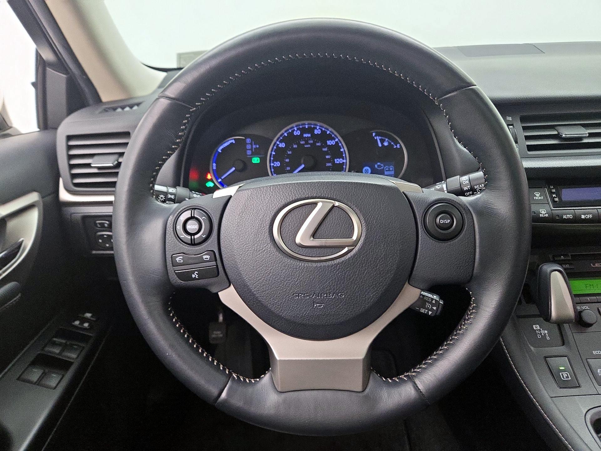 Thumbnail: 2015 Lexus CT - 10