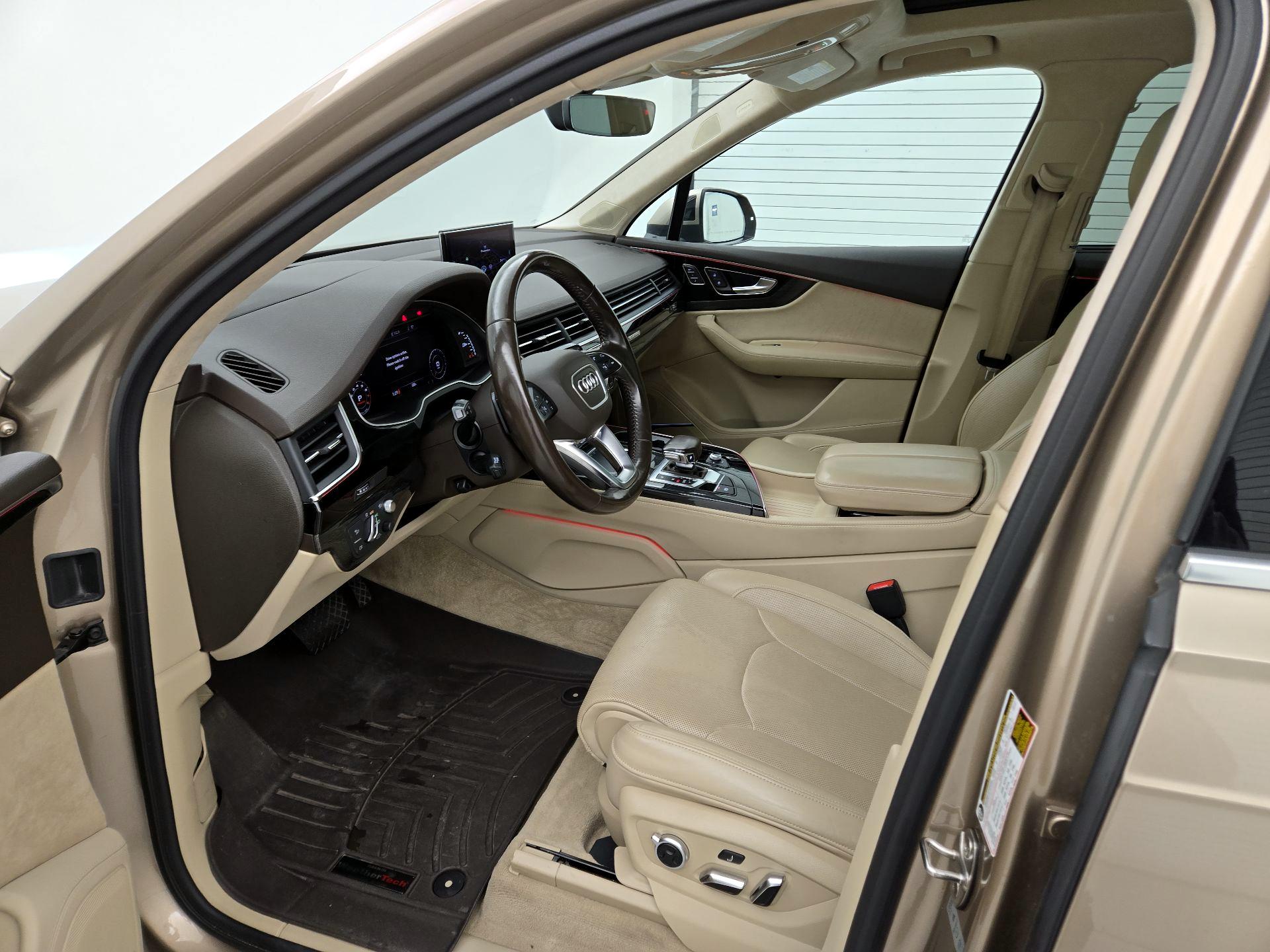 Thumbnail: 2019 Audi Q7 - 11