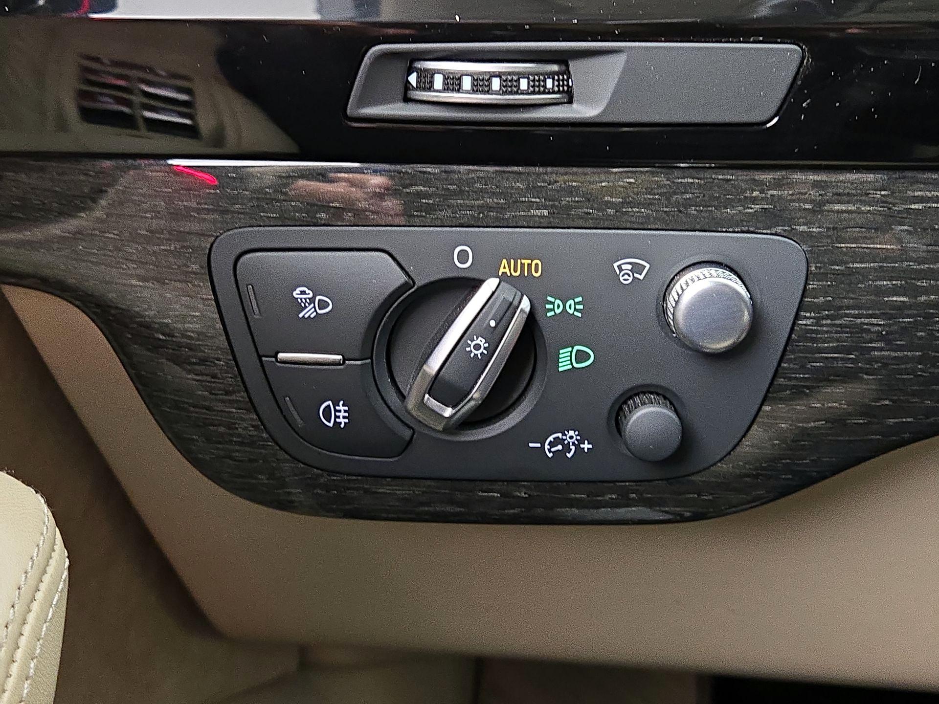 Thumbnail: 2019 Audi Q7 - 13