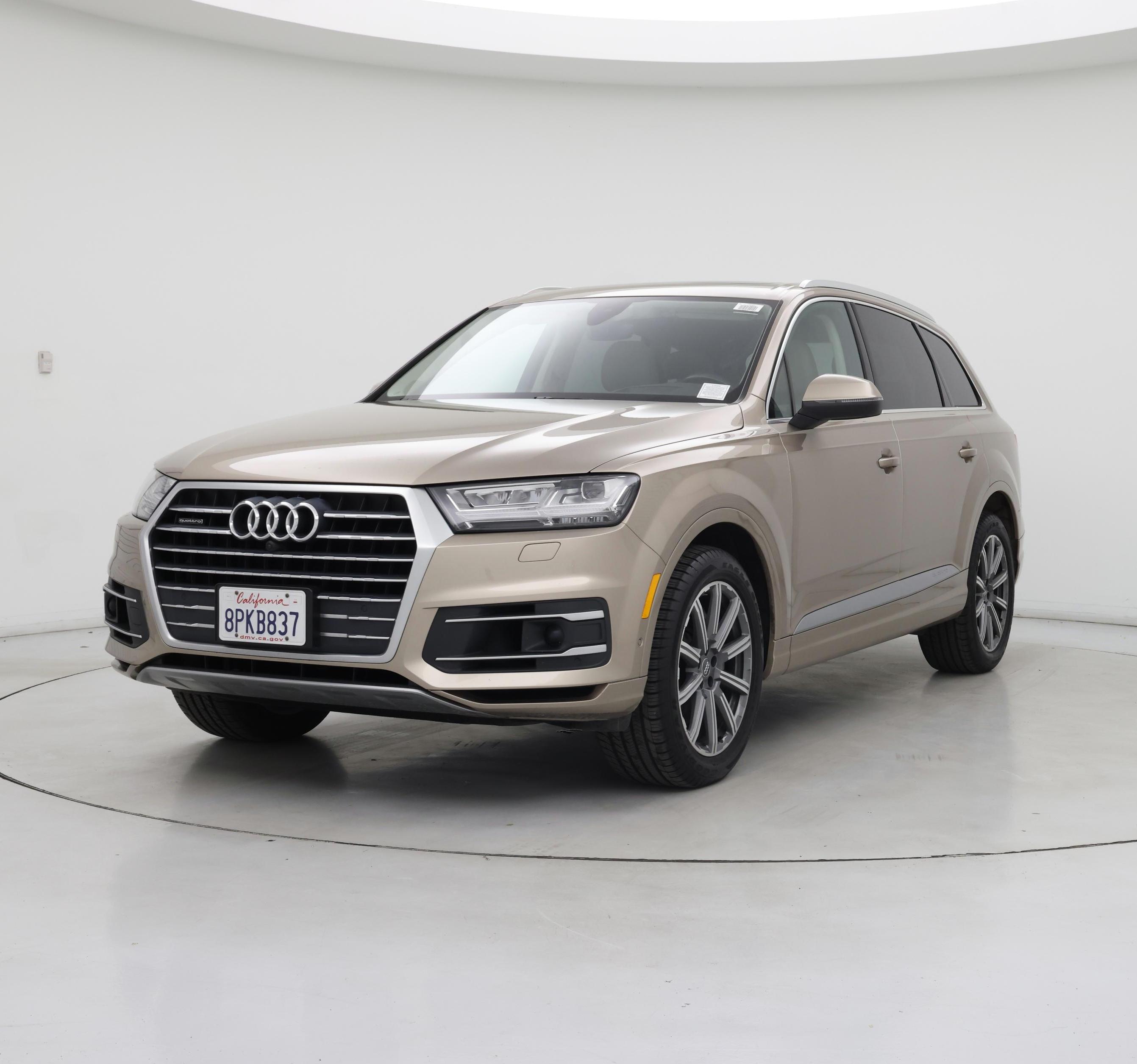 Thumbnail: 2019 Audi Q7 - 4