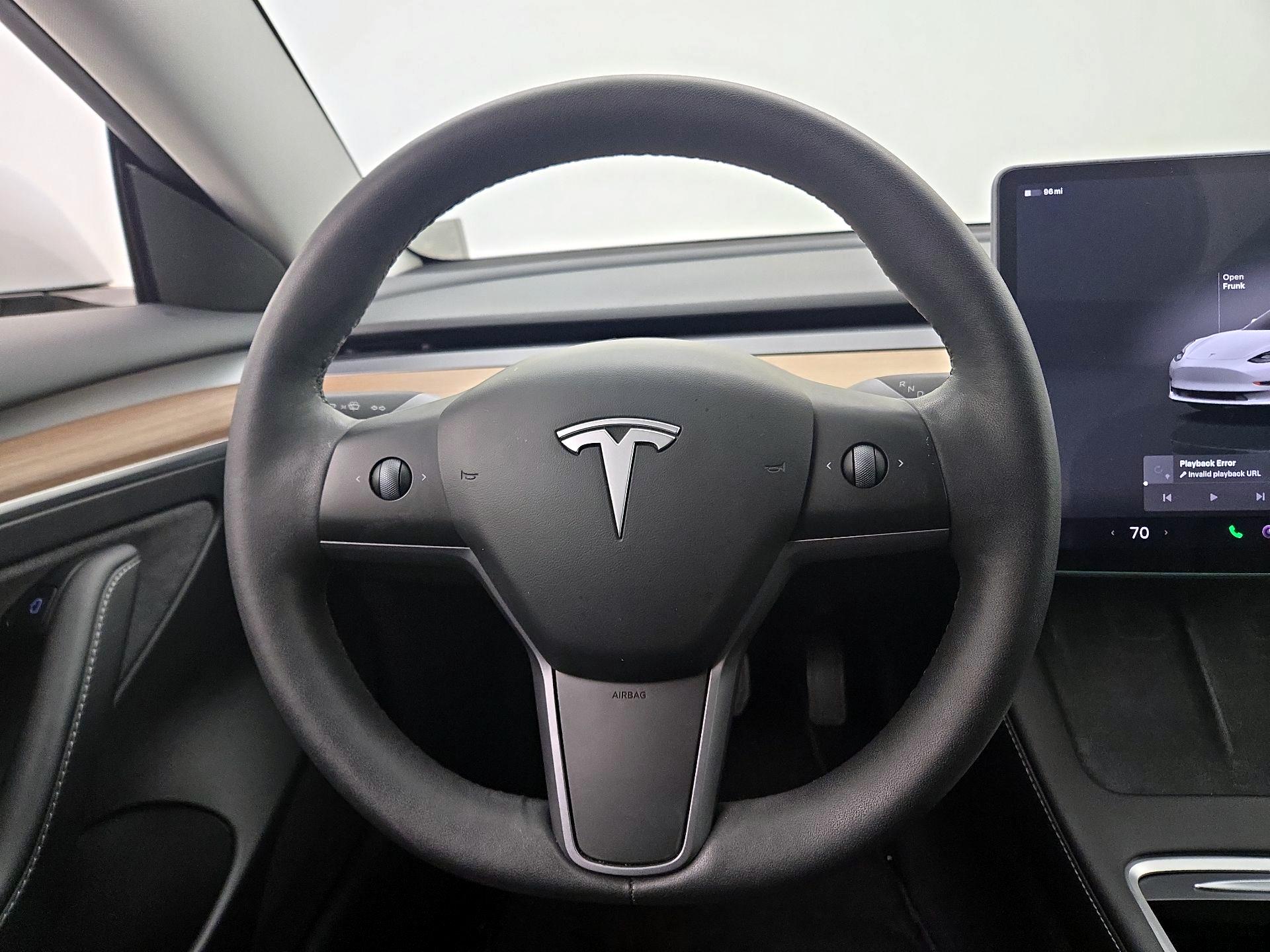 Thumbnail: 2023 Tesla Model 3 - 10