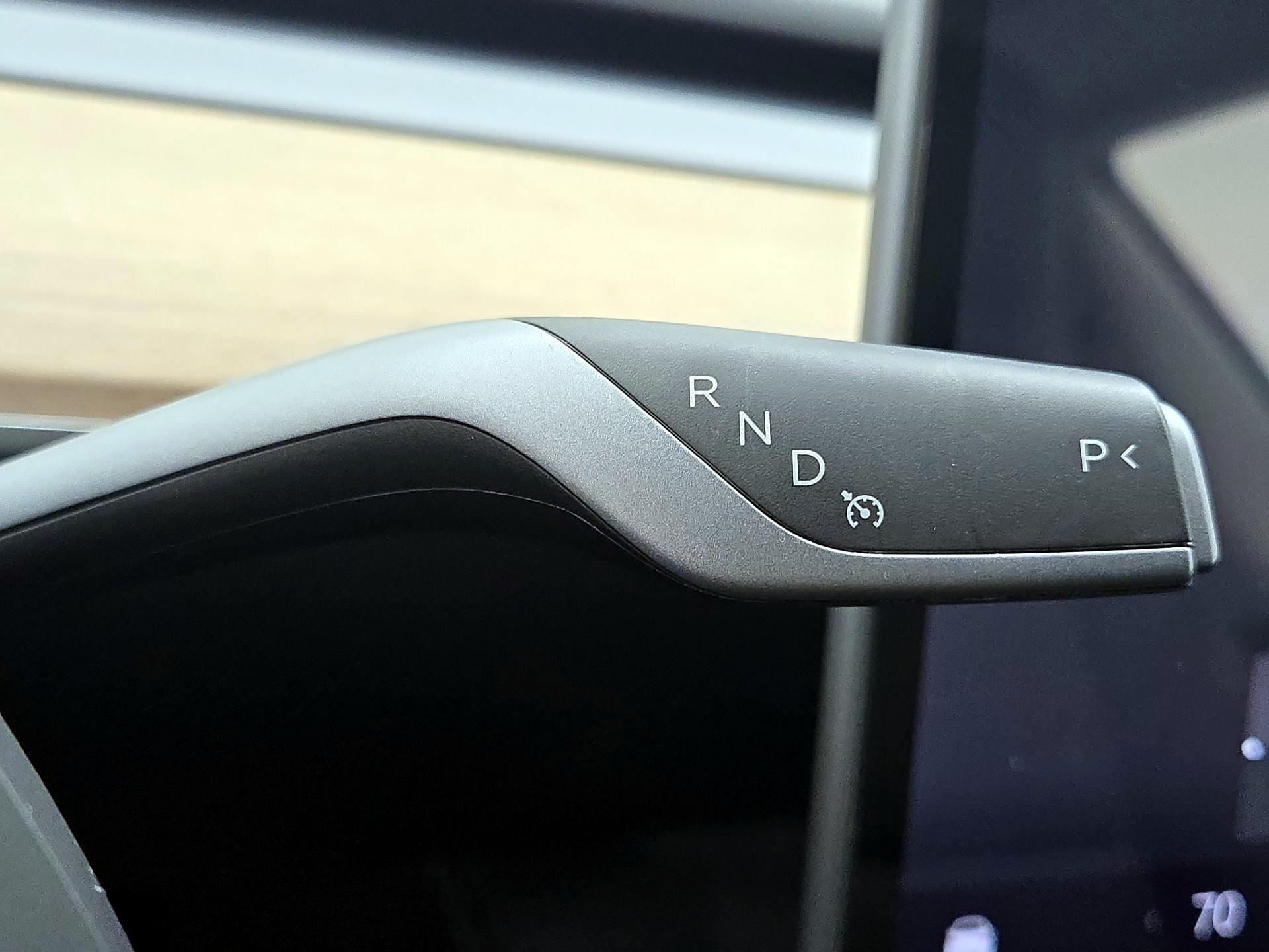 Thumbnail: 2023 Tesla Model 3 - 17