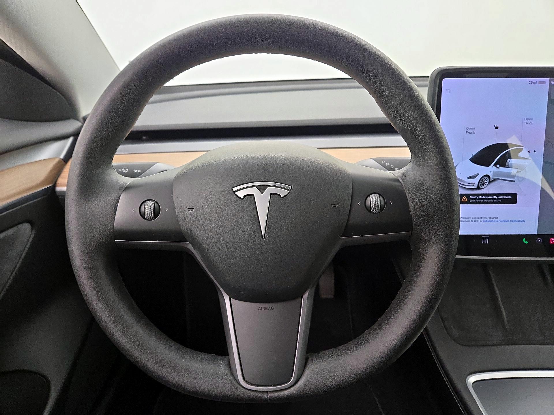 Thumbnail: 2022 Tesla Model 3 - 10