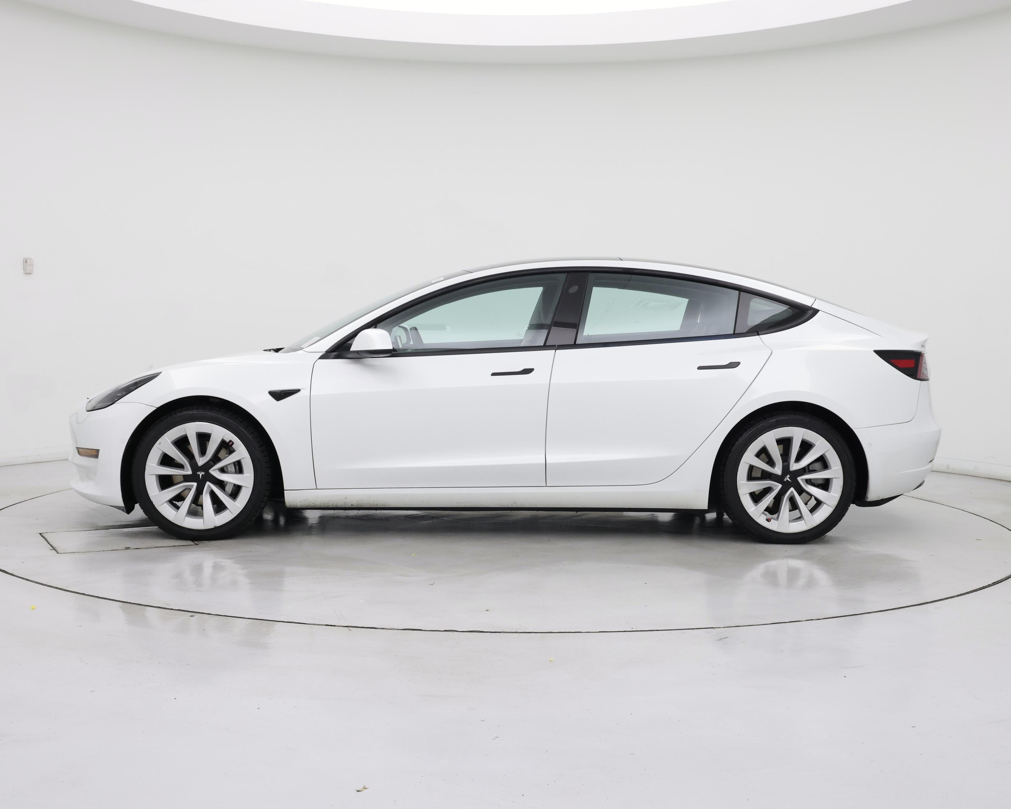 Thumbnail: 2022 Tesla Model 3 - 3